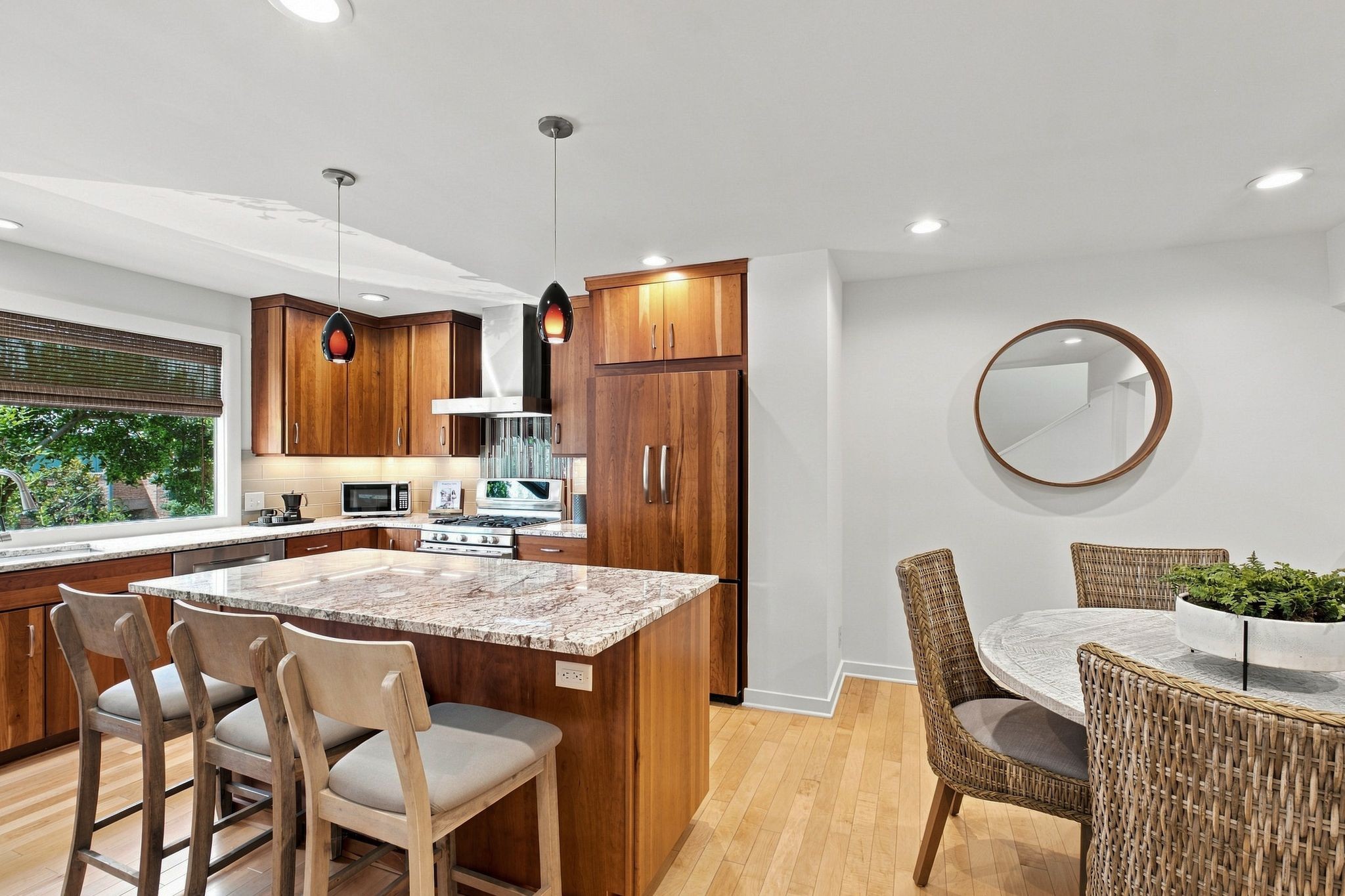 115 Hampton Pl Unit: 115