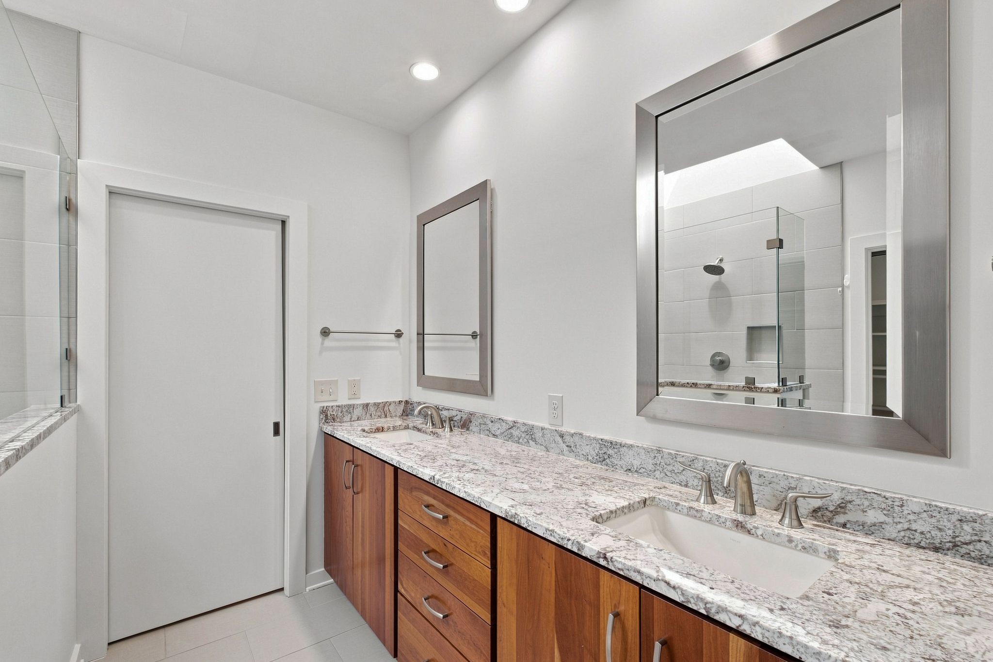 115 Hampton Pl Unit: 115