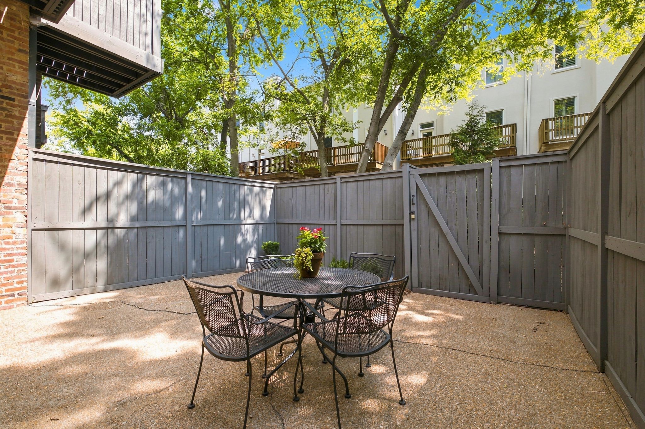 115 Hampton Pl Unit: 115