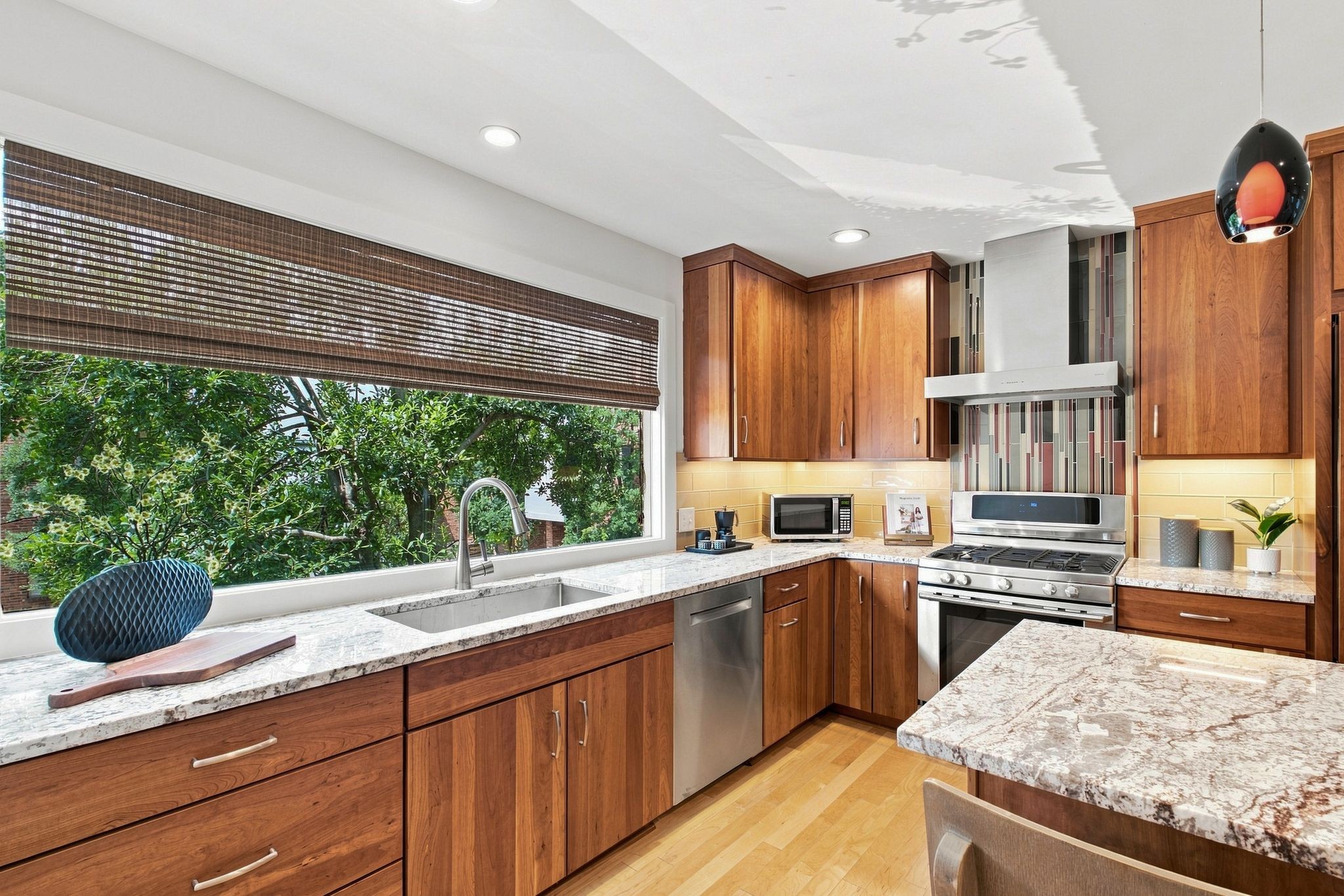 115 Hampton Pl Unit: 115