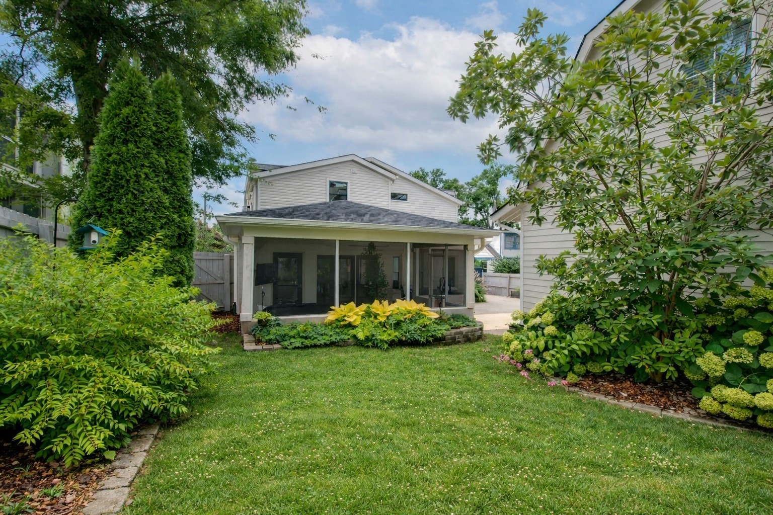 2008 Beechwood Ave