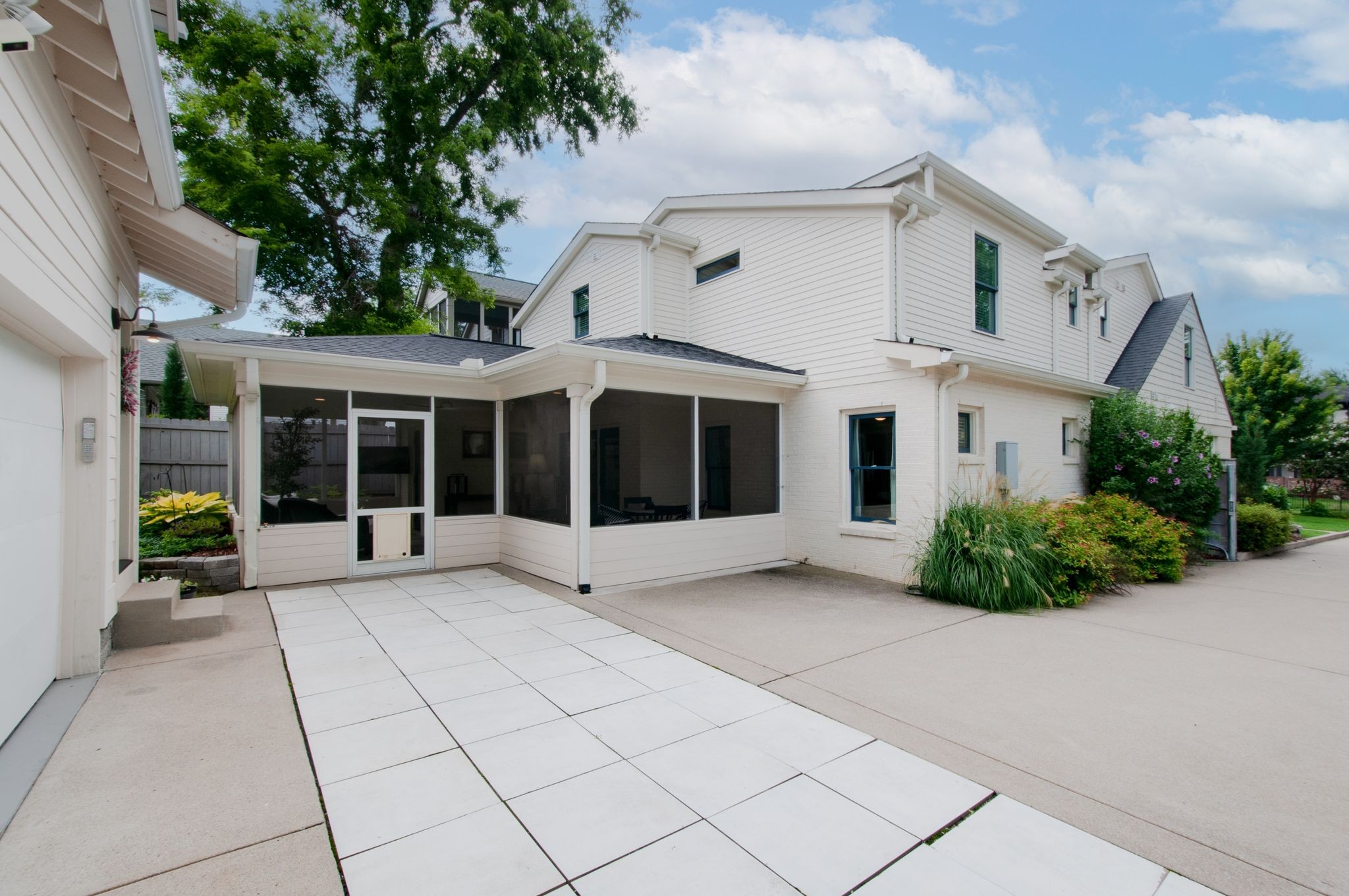 2008 Beechwood Ave