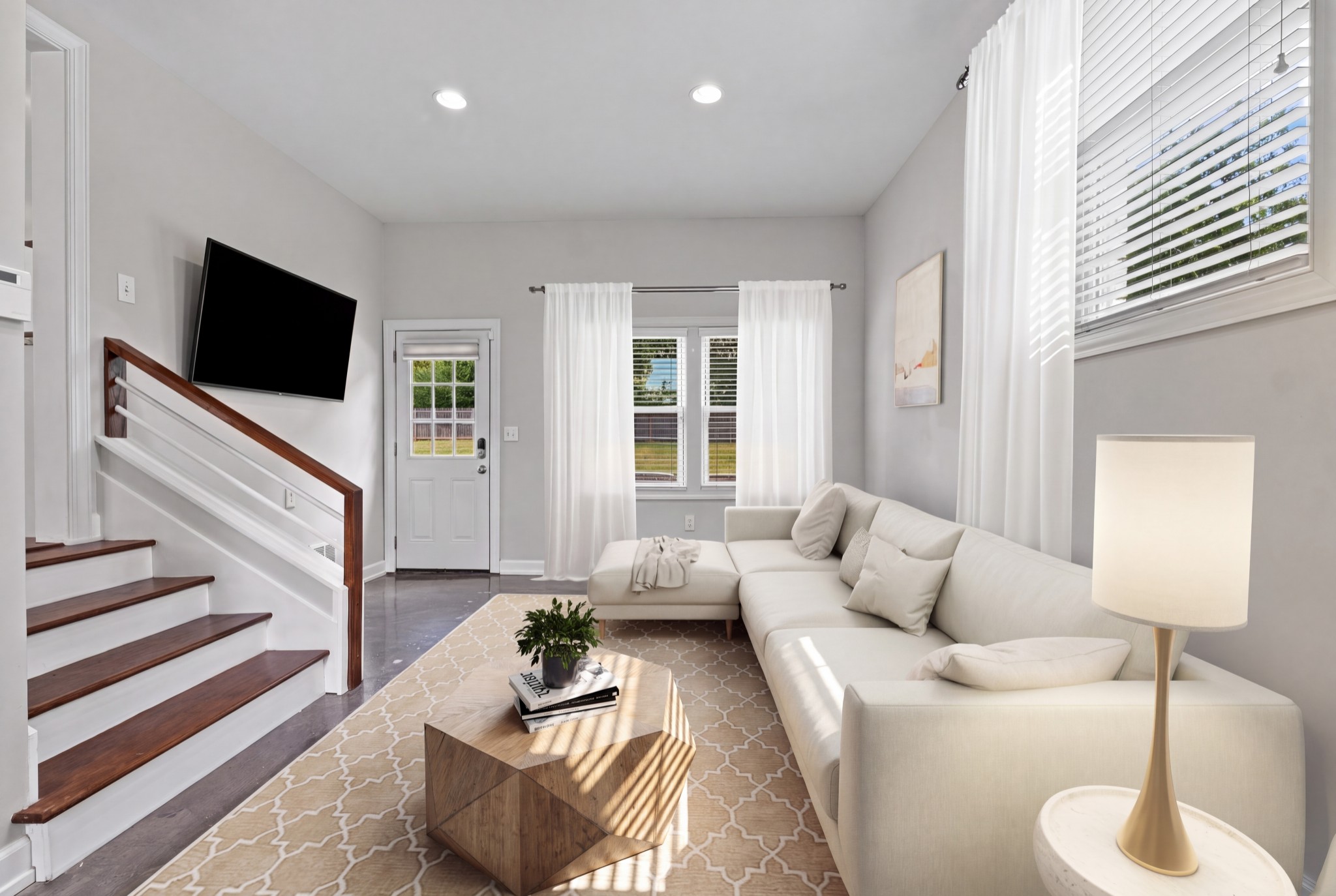 210 Wauford Dr