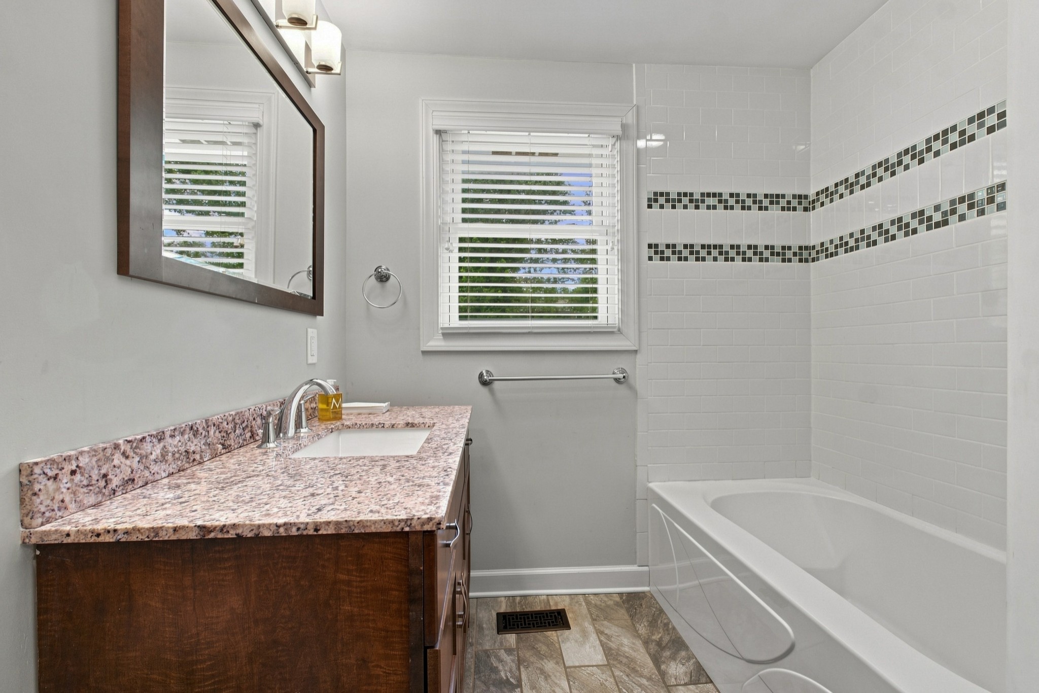 210 Wauford Dr