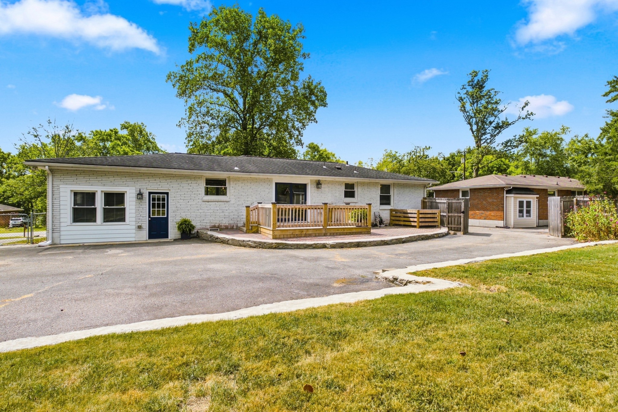 210 Wauford Dr