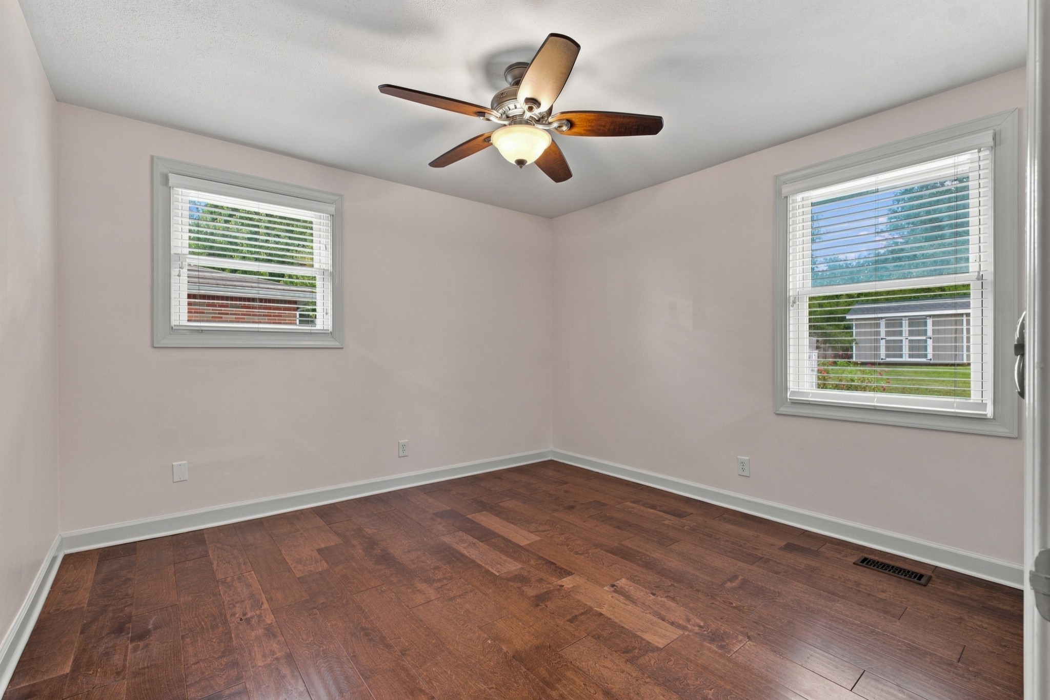 210 Wauford Dr