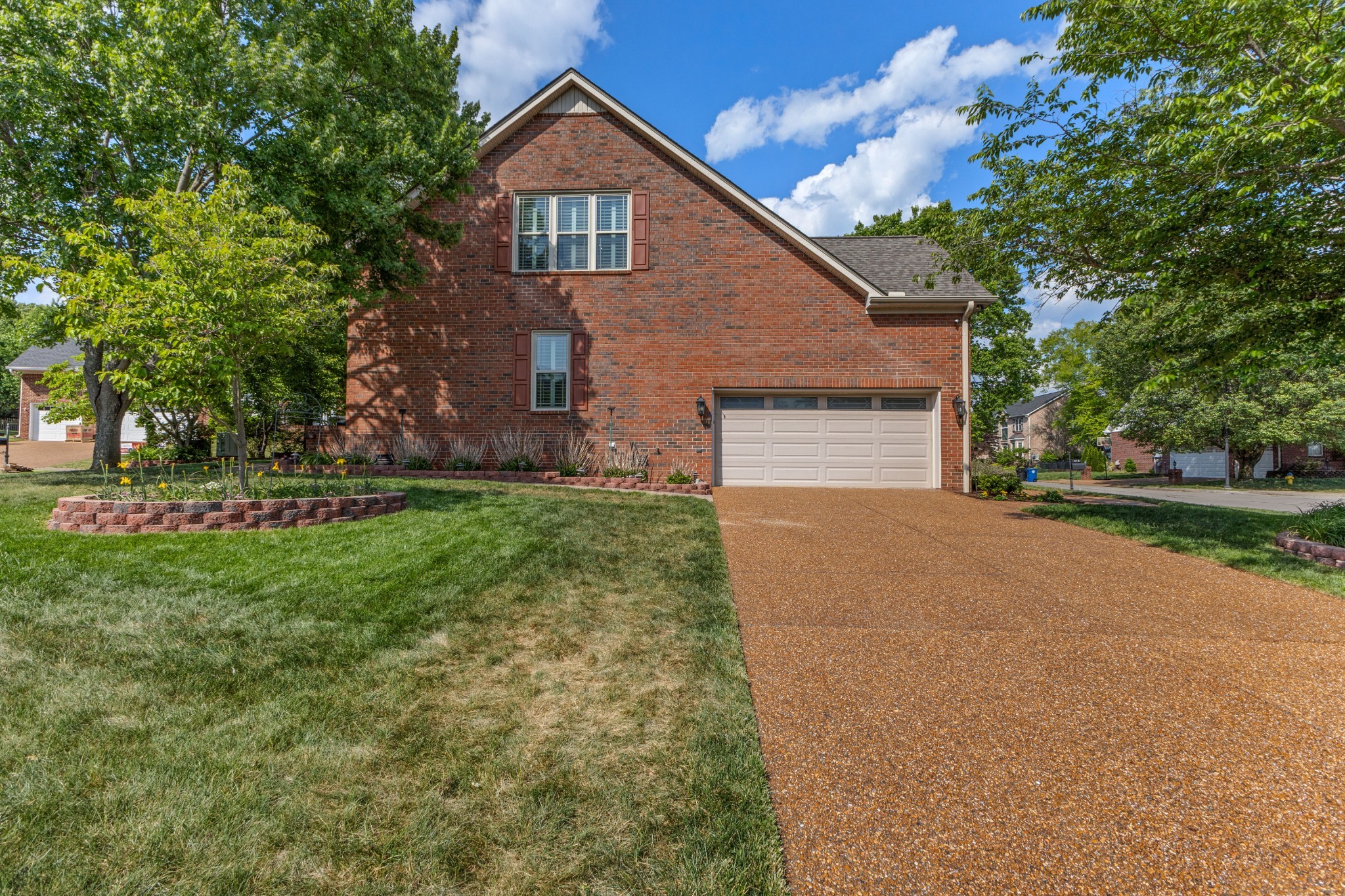 318 Logans Cir