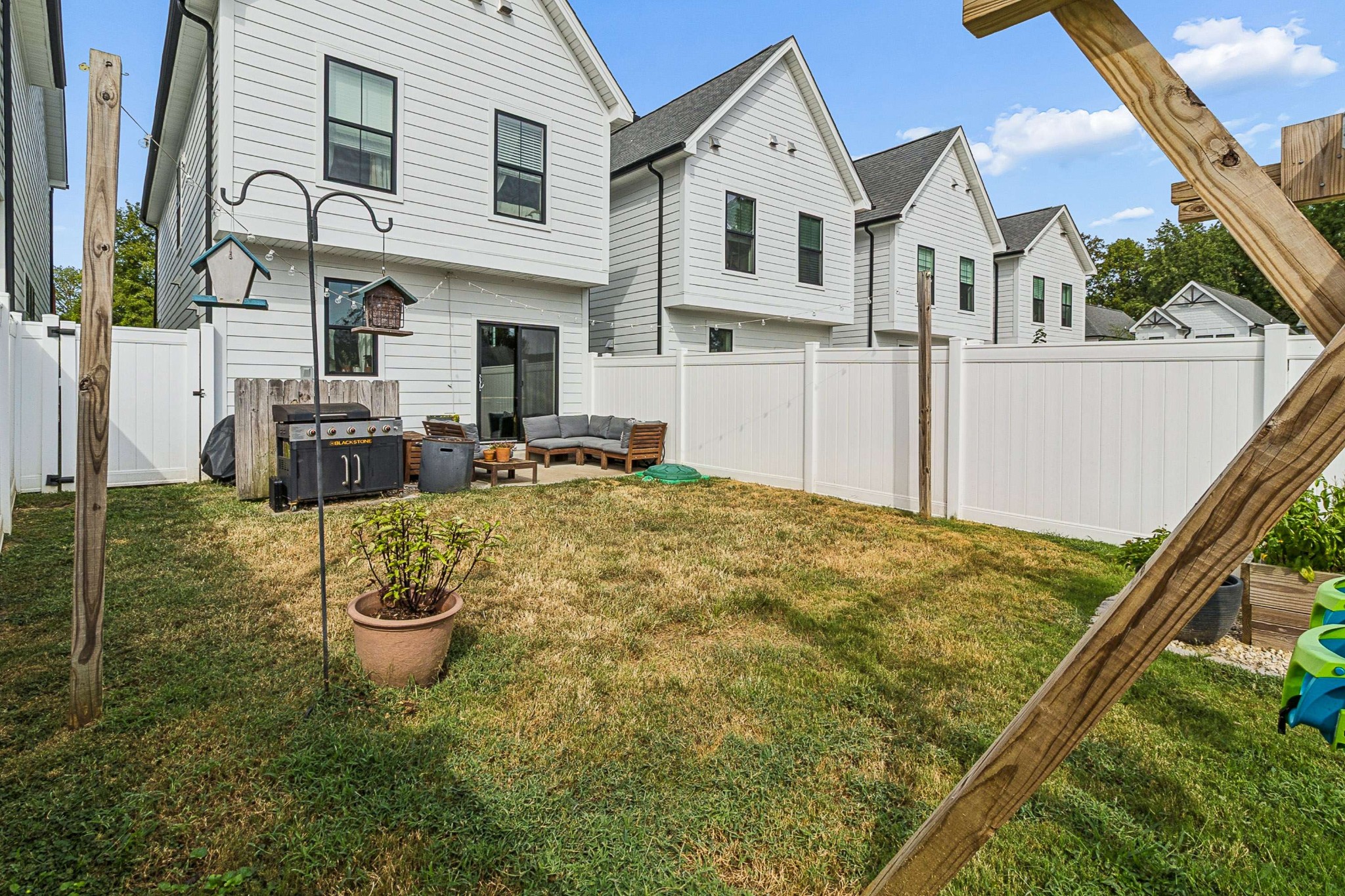 534 Taffy Way