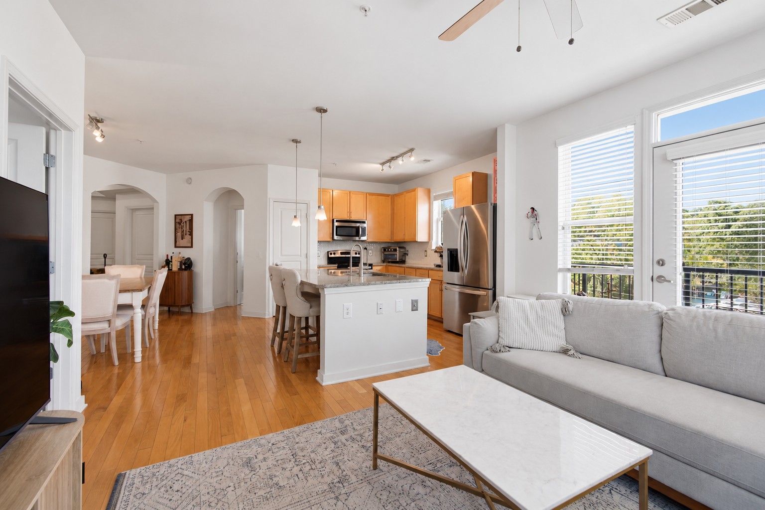 3000 Vanderbilt Pl Unit: 417