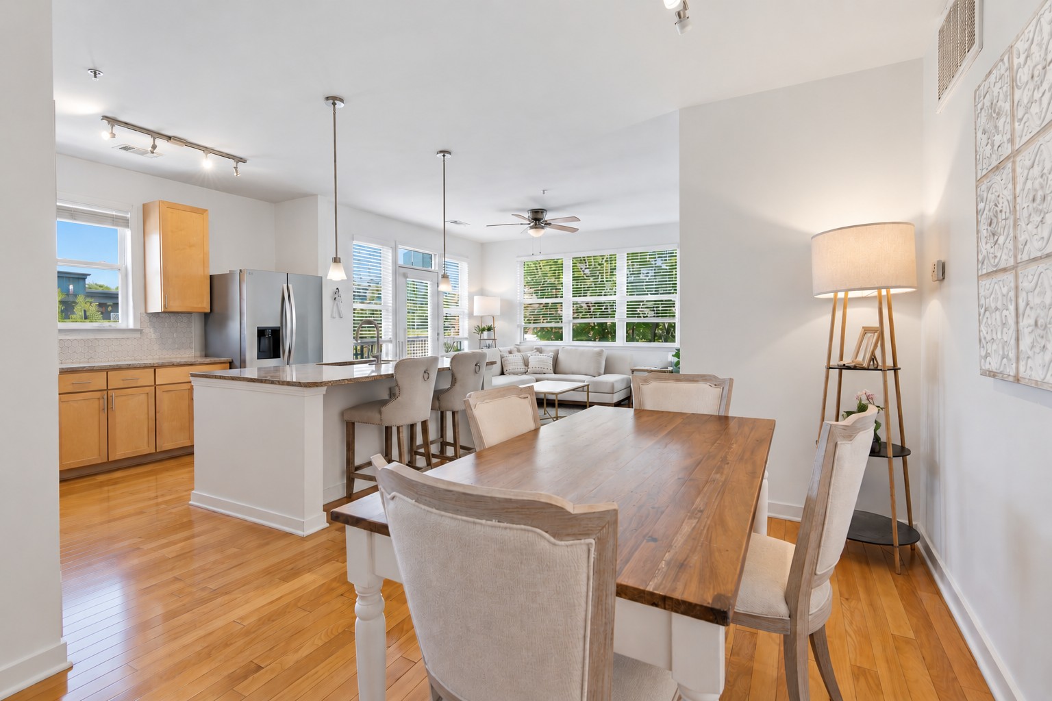 3000 Vanderbilt Pl Unit: 417
