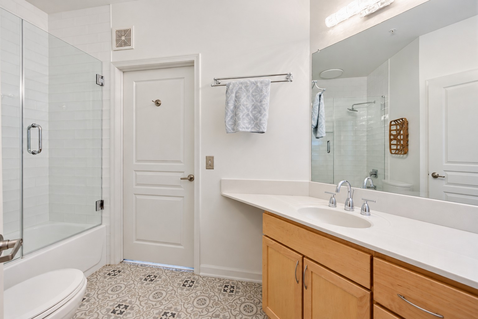 3000 Vanderbilt Pl Unit: 417