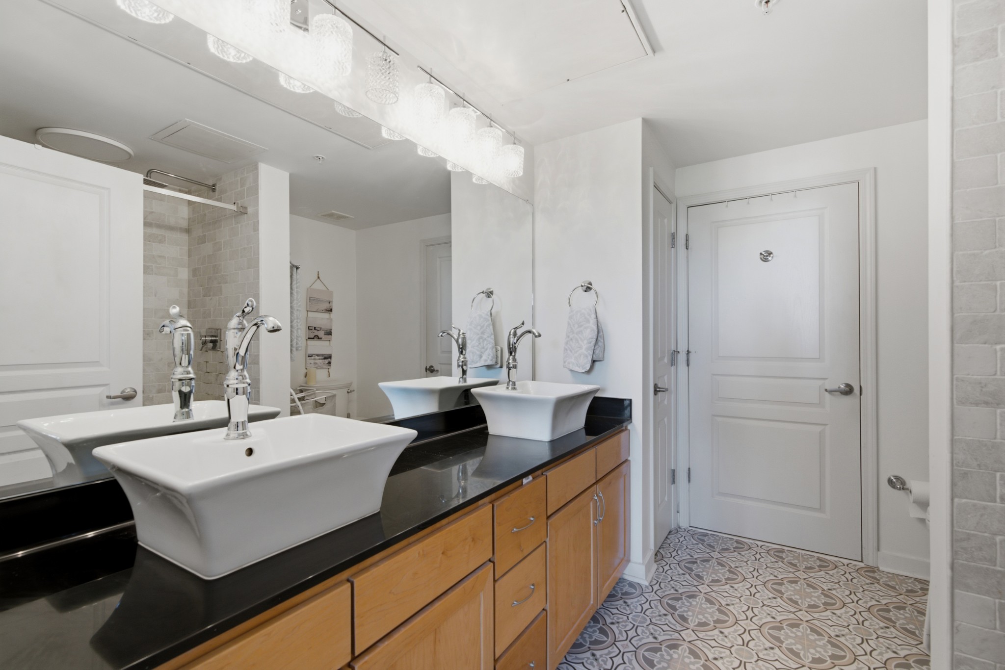 3000 Vanderbilt Pl Unit: 417