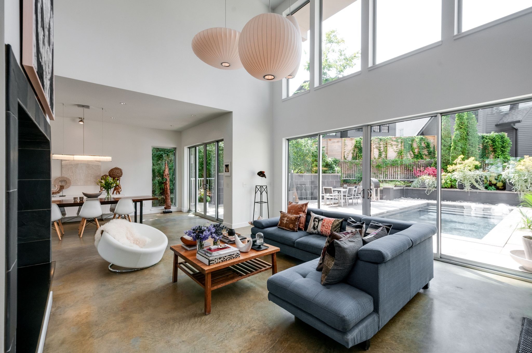 2707 Hawthorne Pl