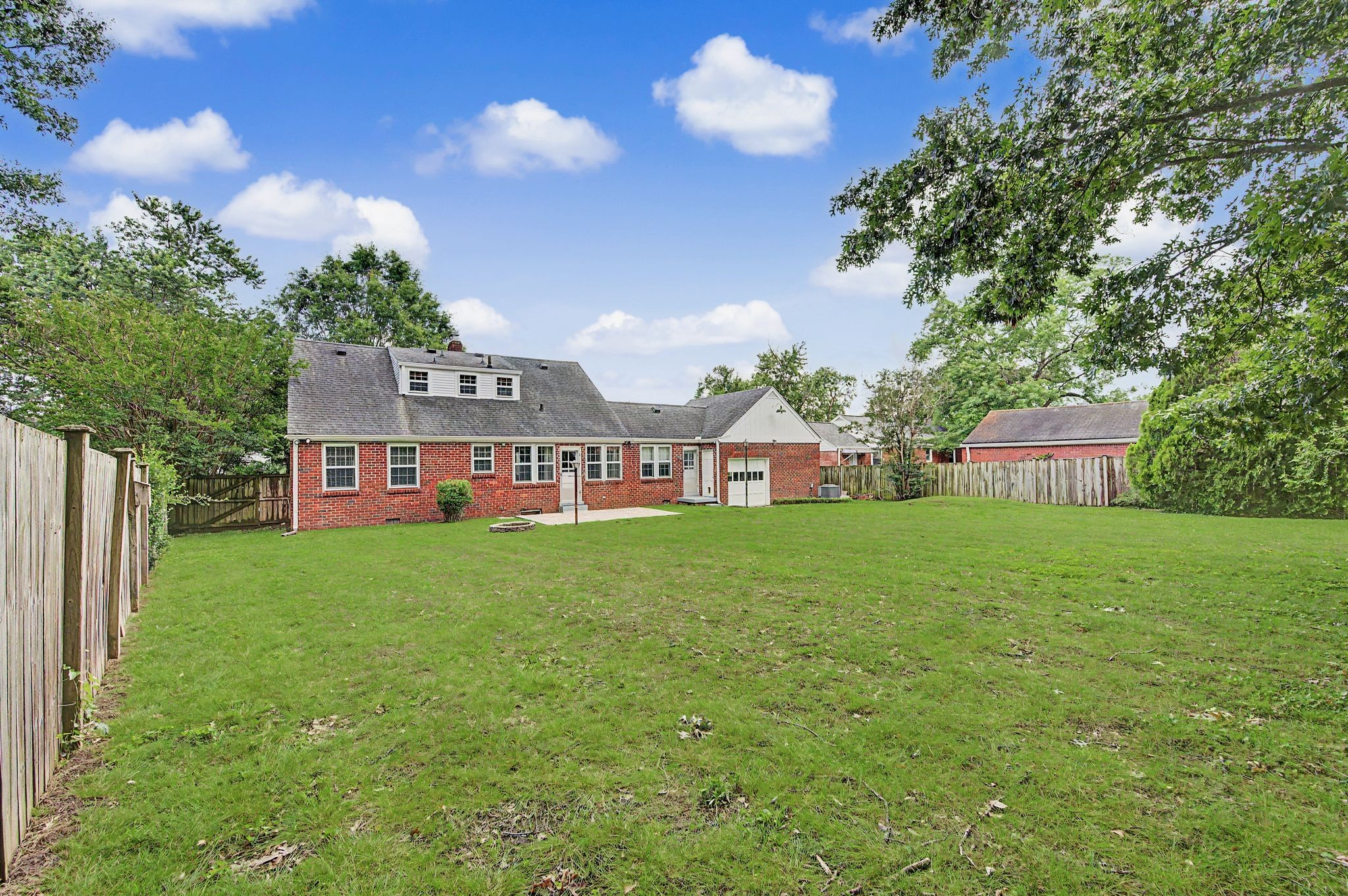 2840 Blue Brick Dr