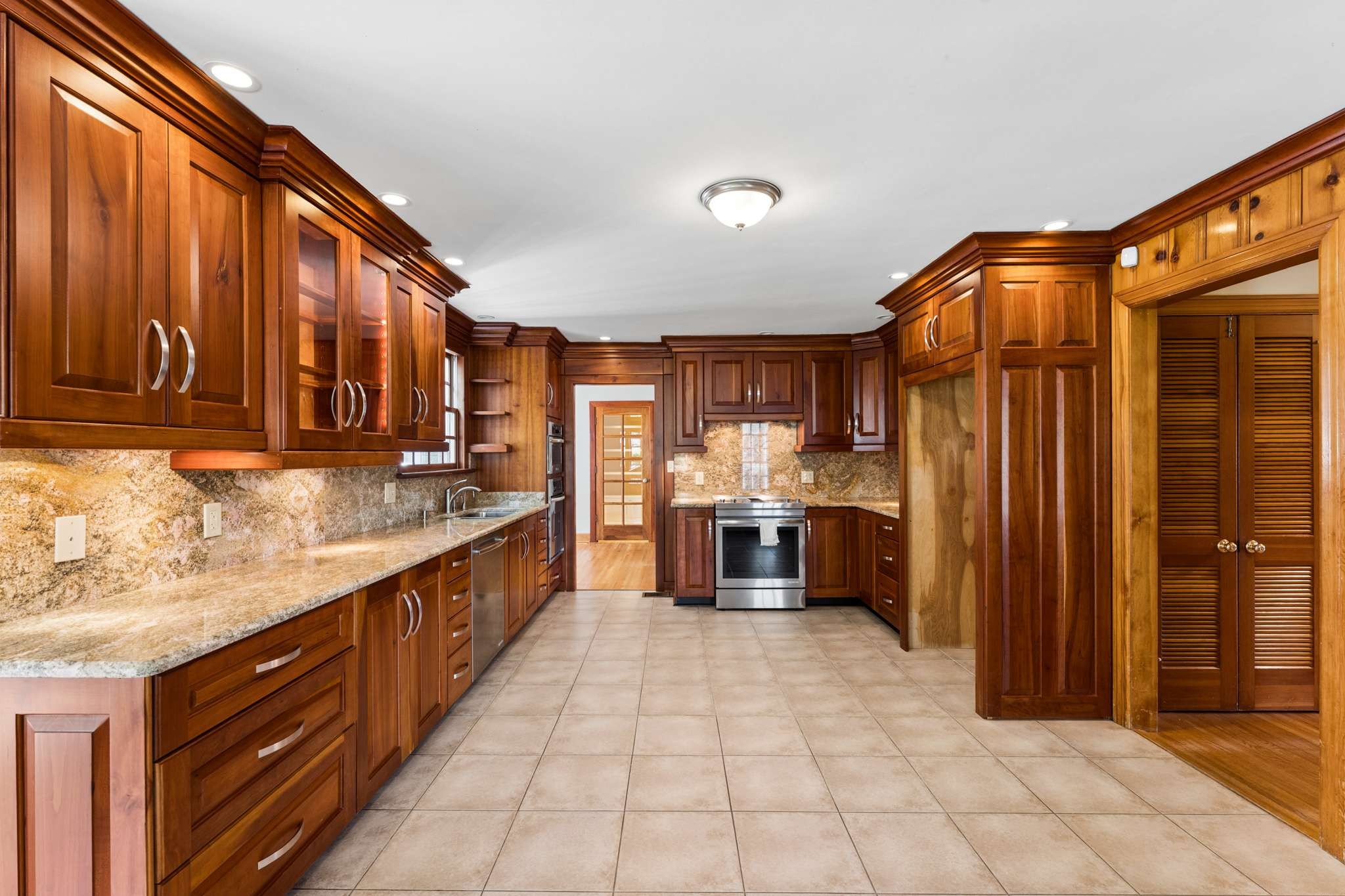 1091 Hidden Valley Rd
