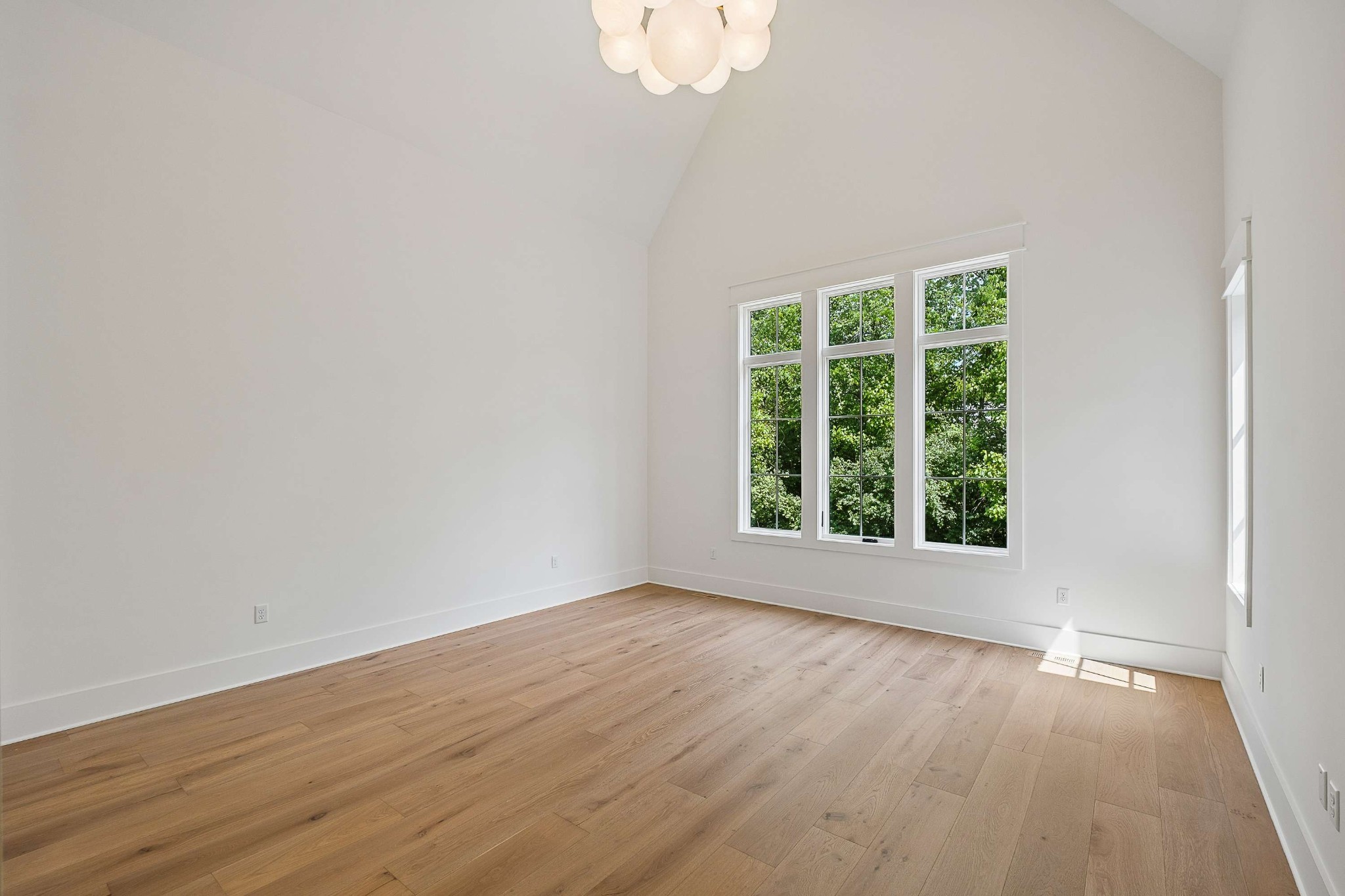 5448B Franklin Pike Cir