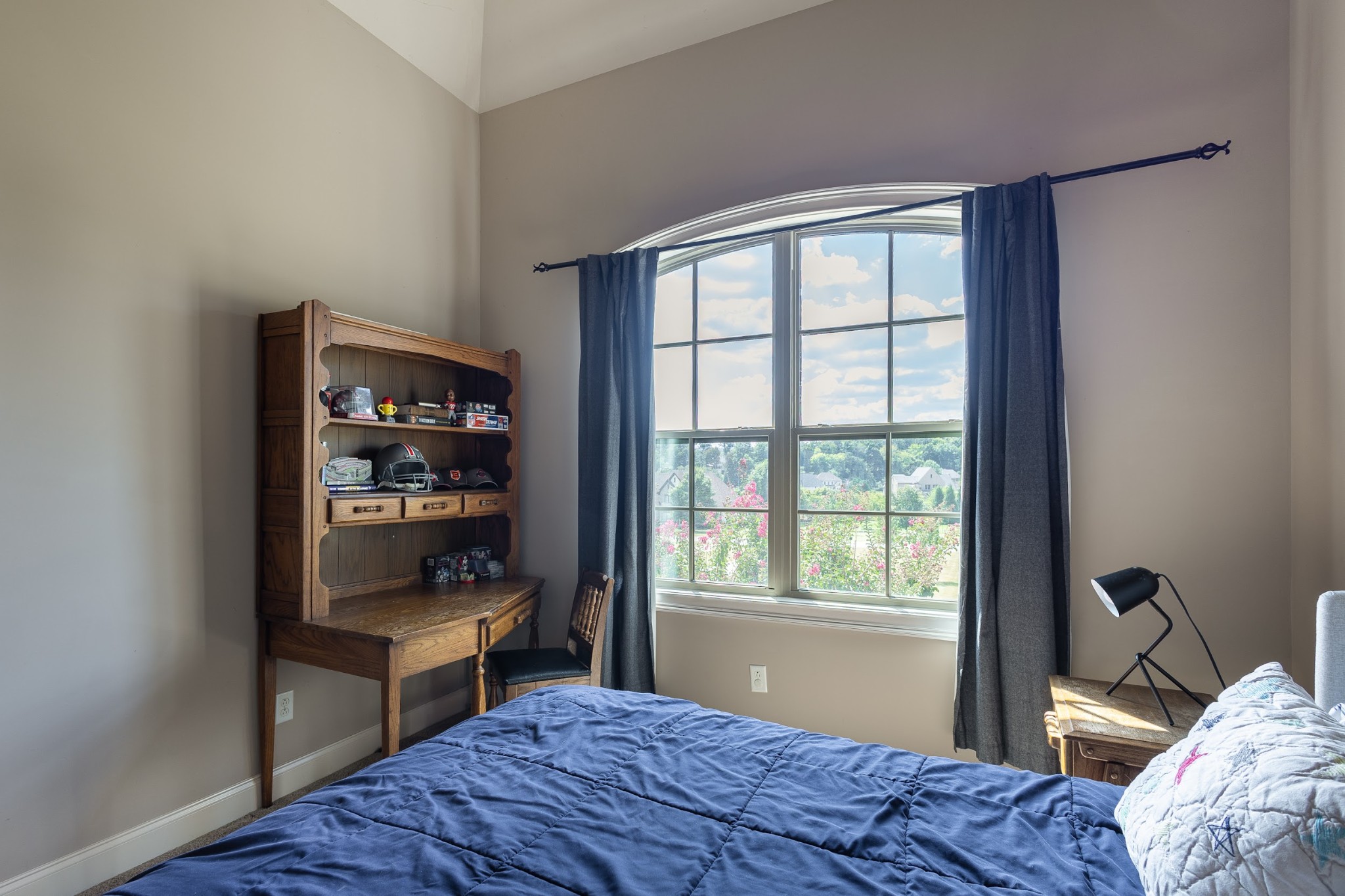 4608 Nadine Ln
