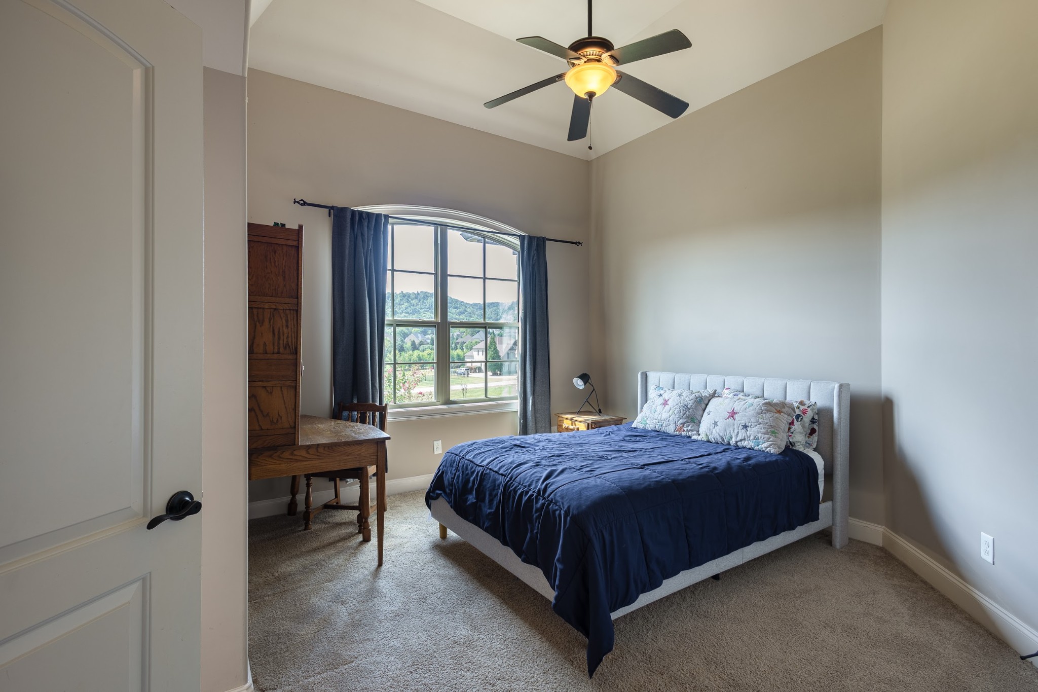 4608 Nadine Ln