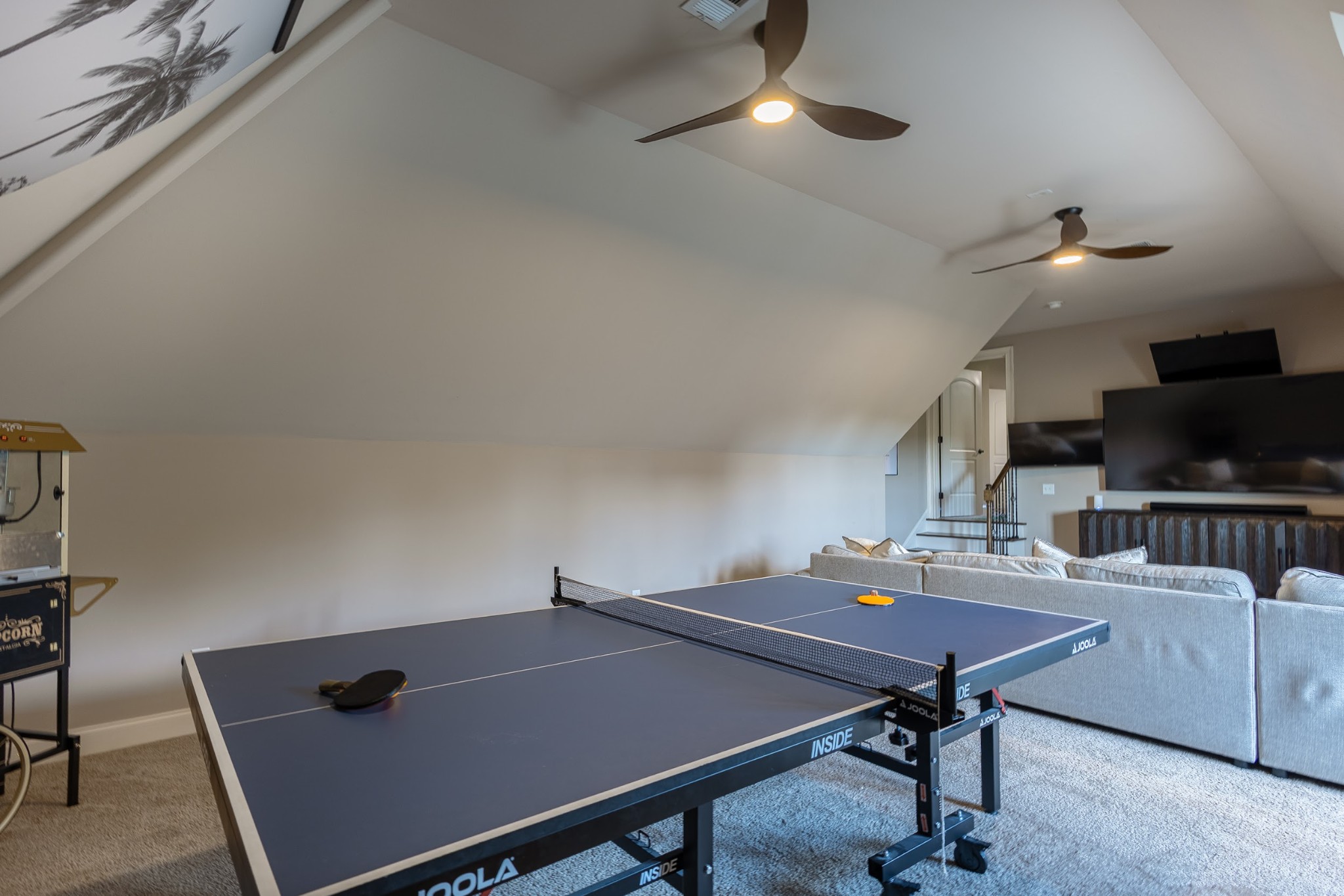 4608 Nadine Ln