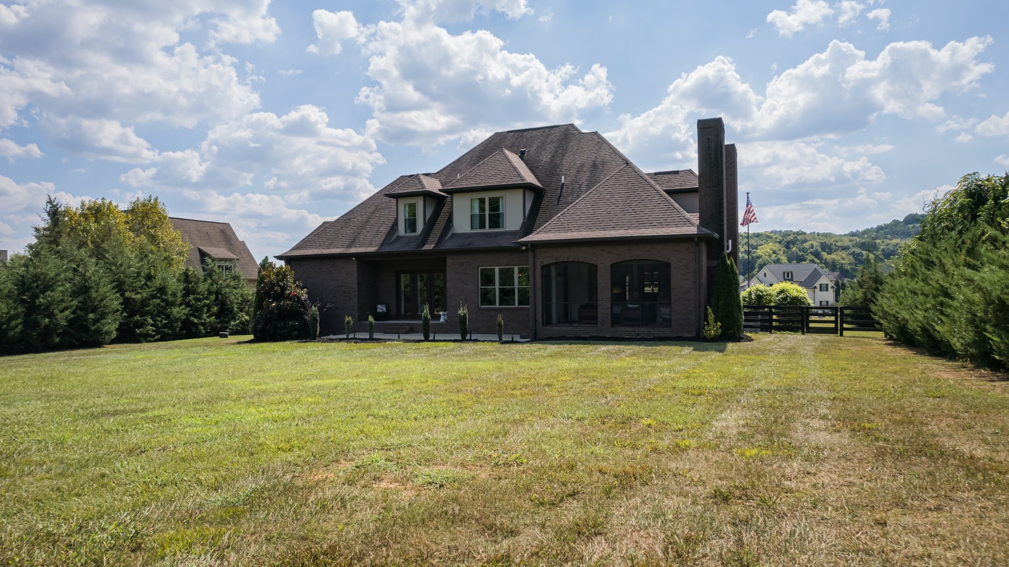 4608 Nadine Ln