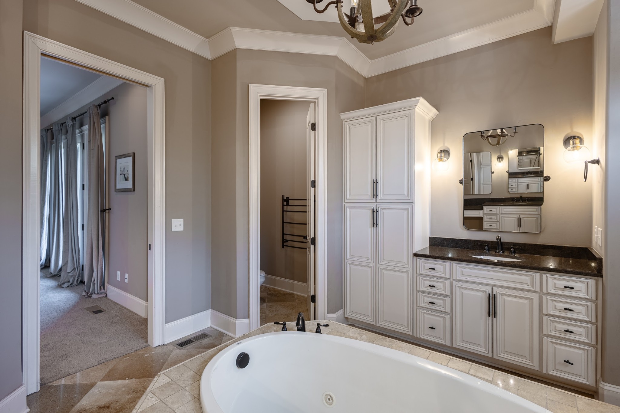 4608 Nadine Ln