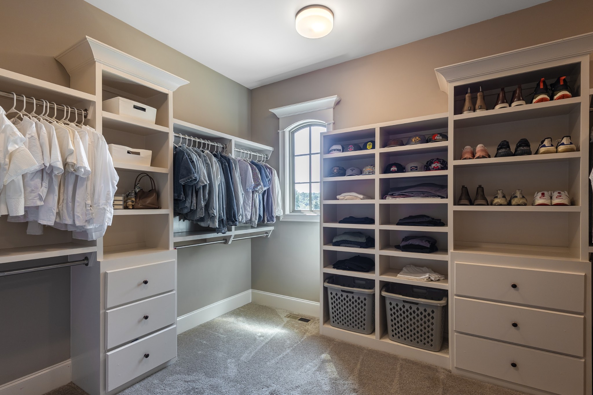 4608 Nadine Ln
