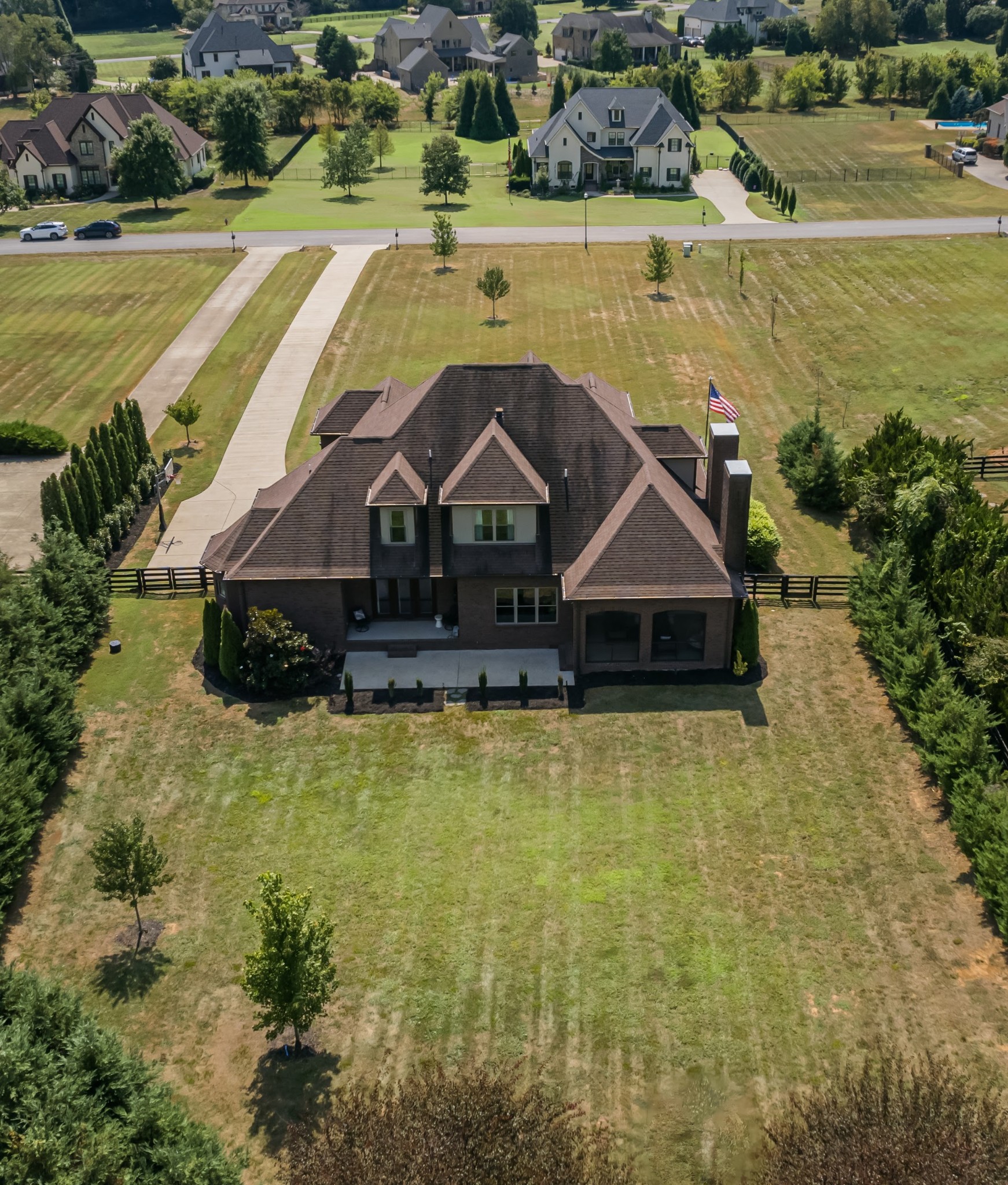 4608 Nadine Ln