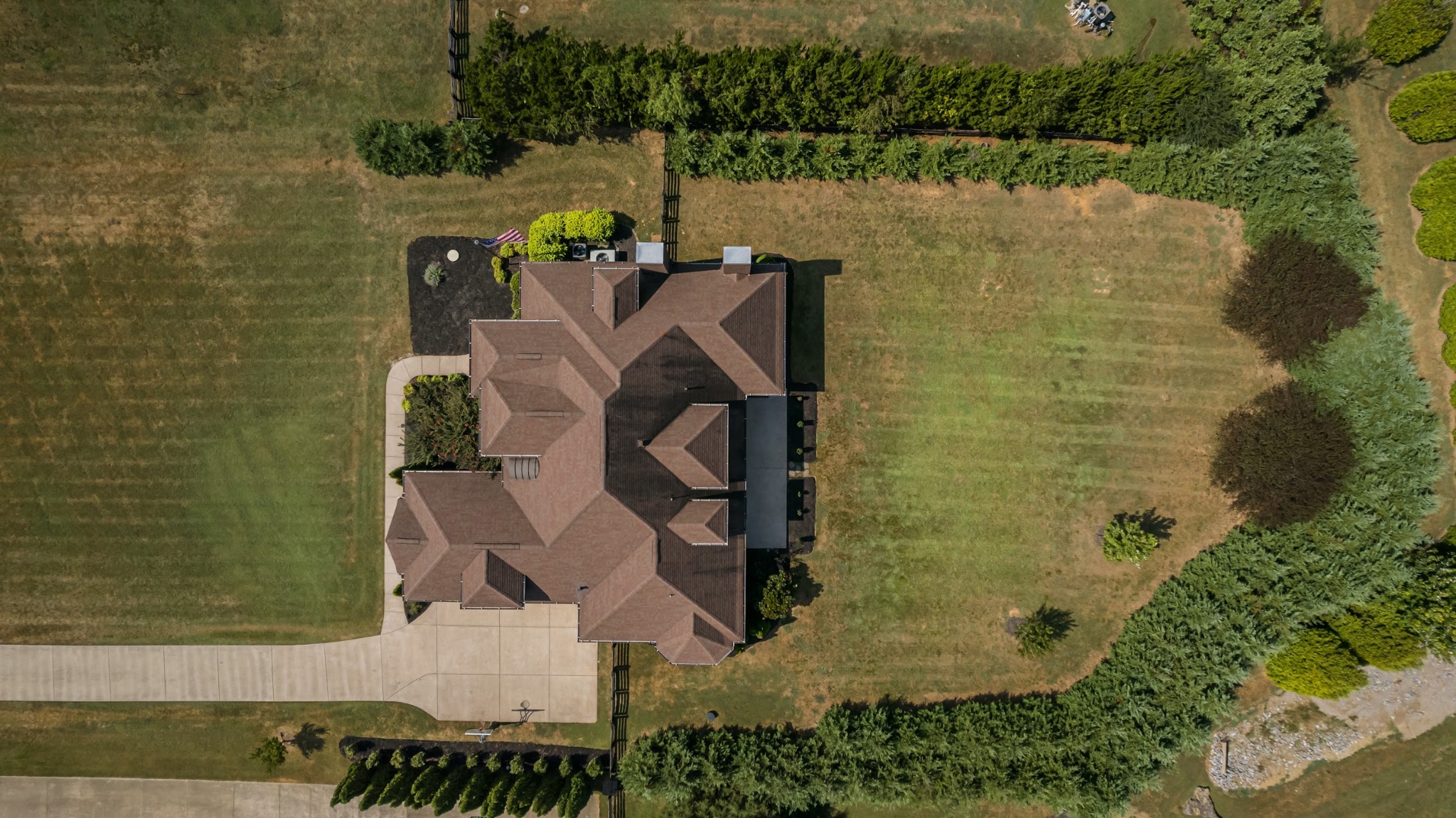 4608 Nadine Ln