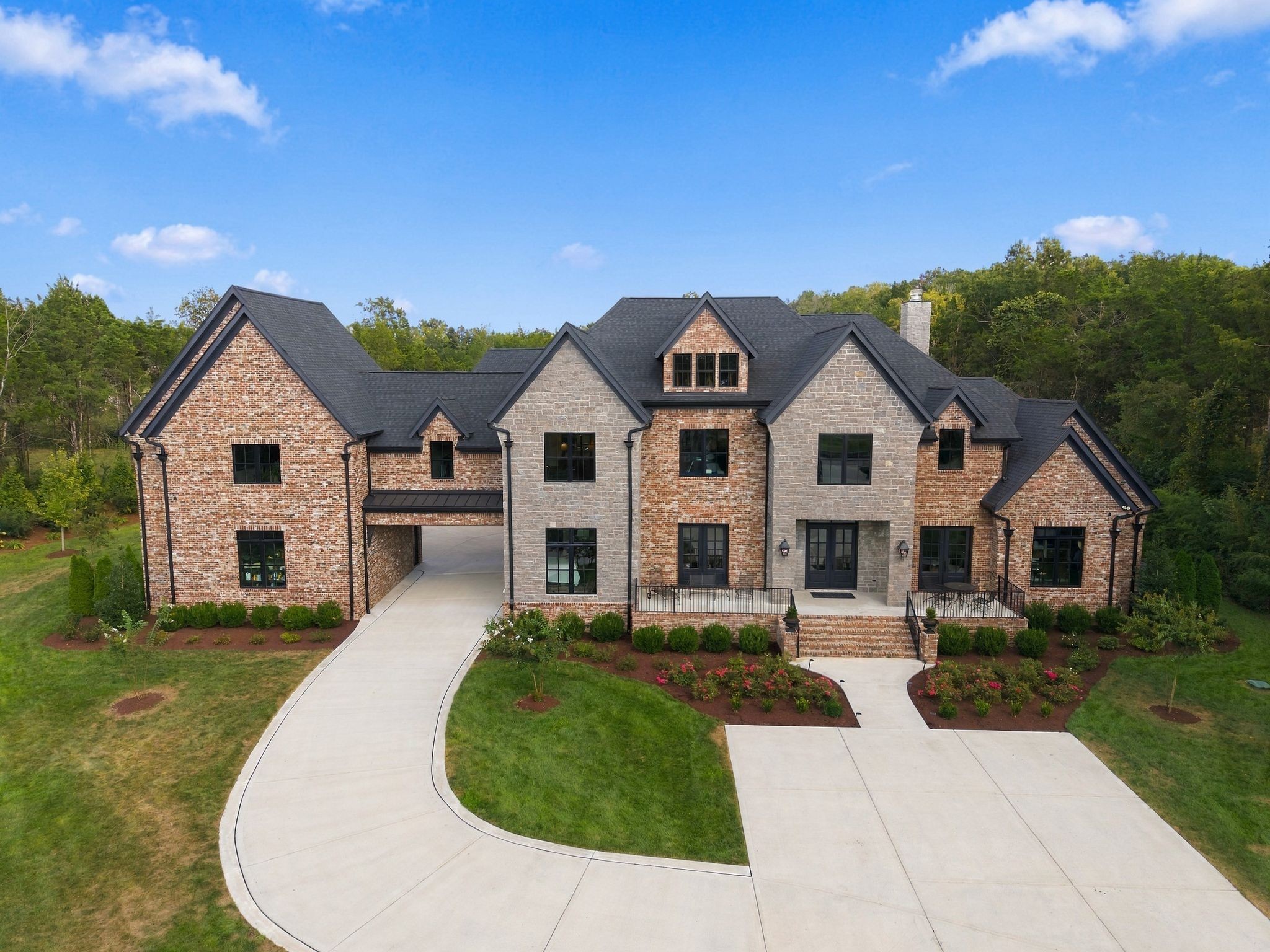 4004 Trinity Rd