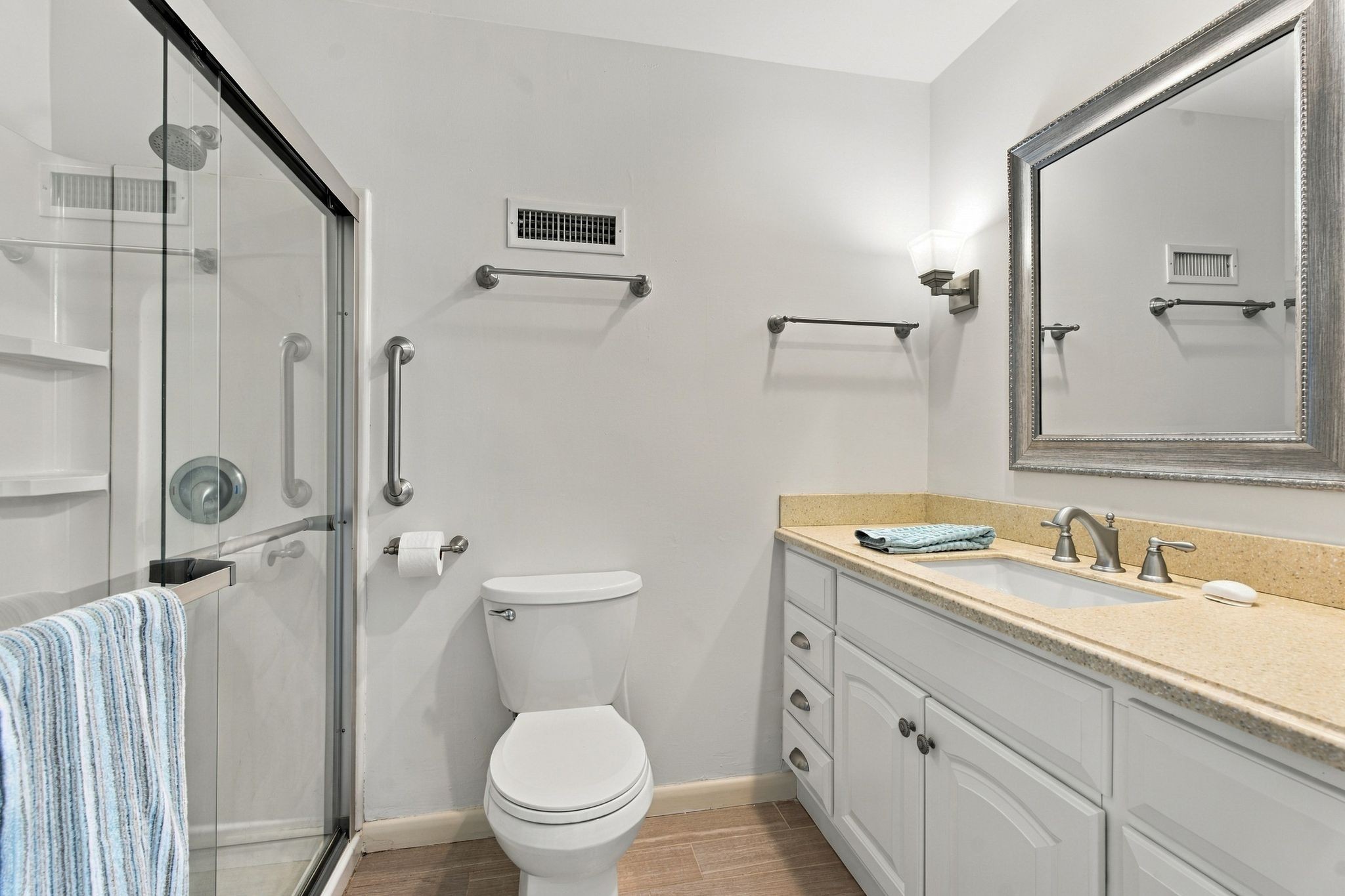 105 Leake Ave Unit: 64