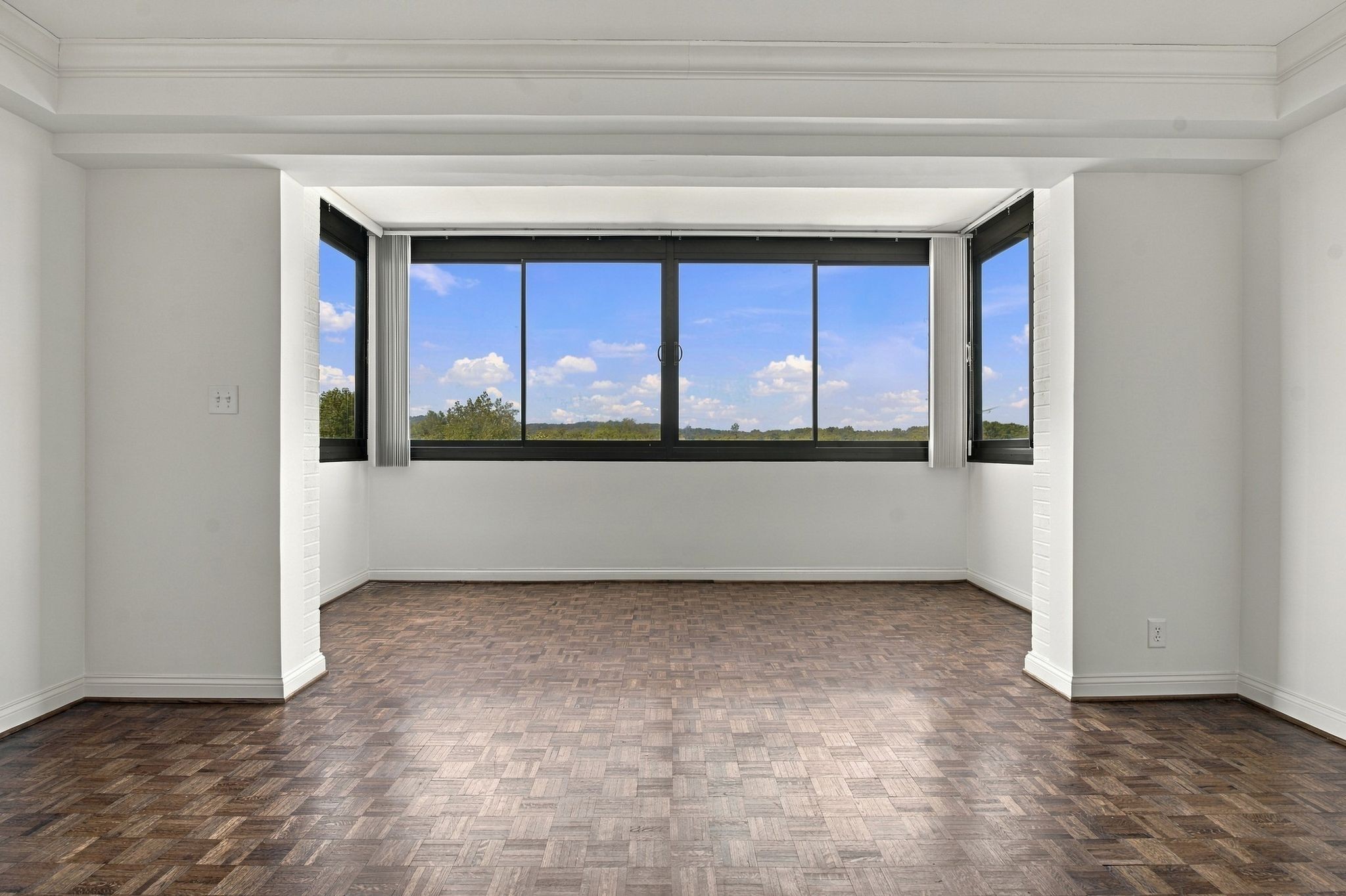 105 Leake Ave Unit: 64