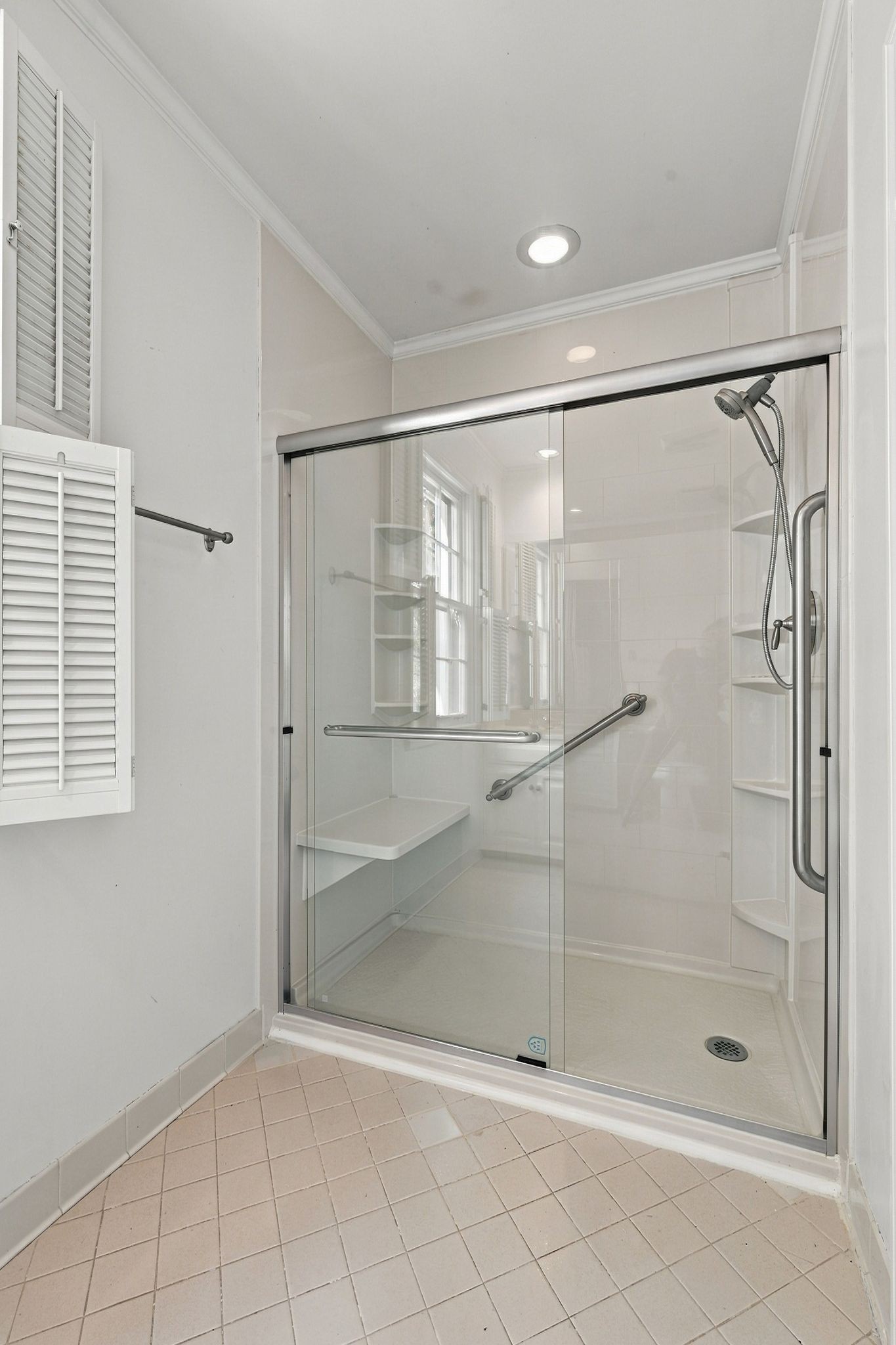 4400 Belmont Park Ter Unit: 252