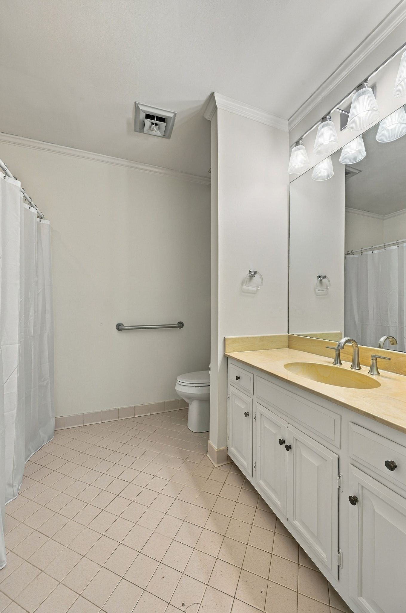 4400 Belmont Park Ter Unit: 252