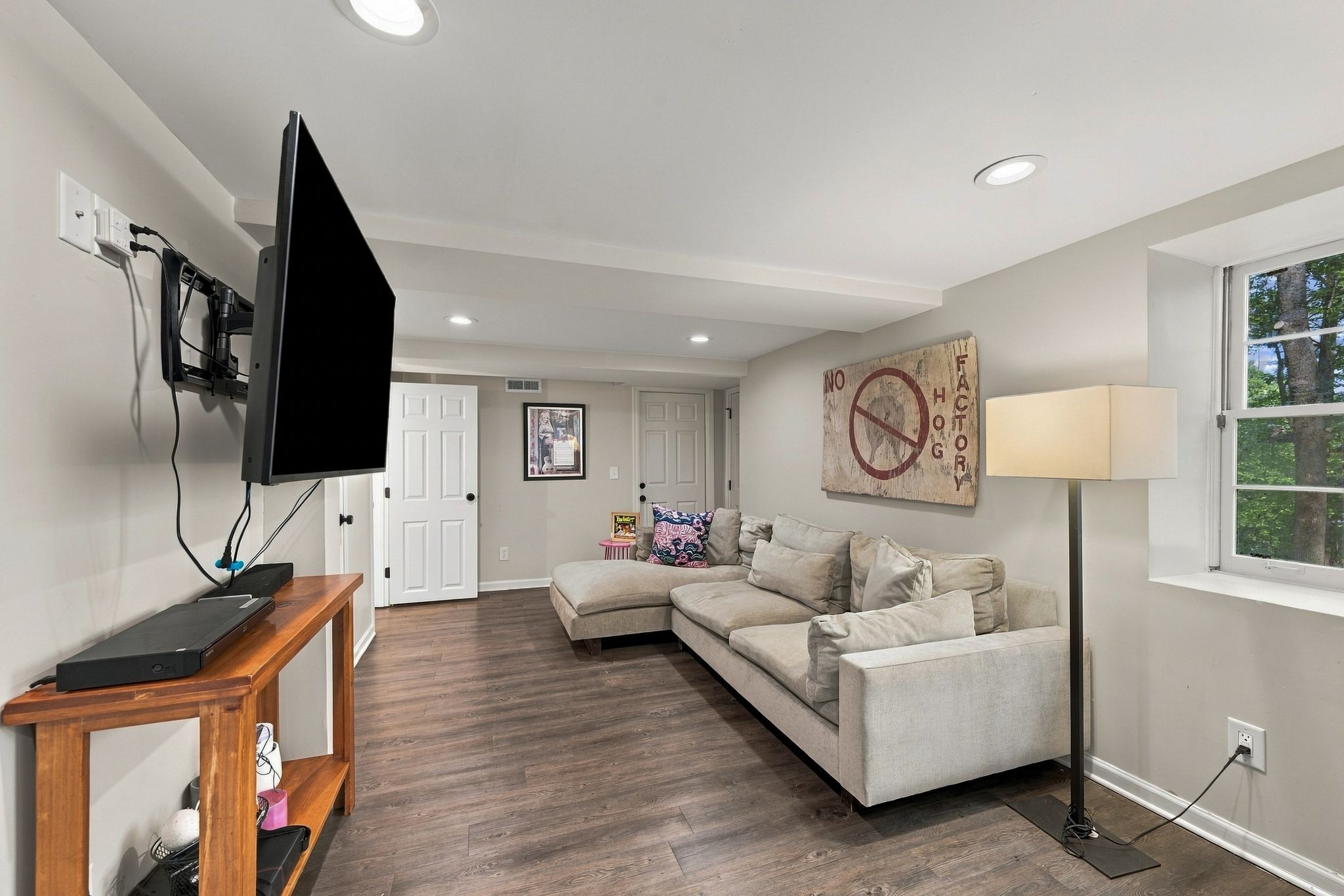 916 Rodney Dr
