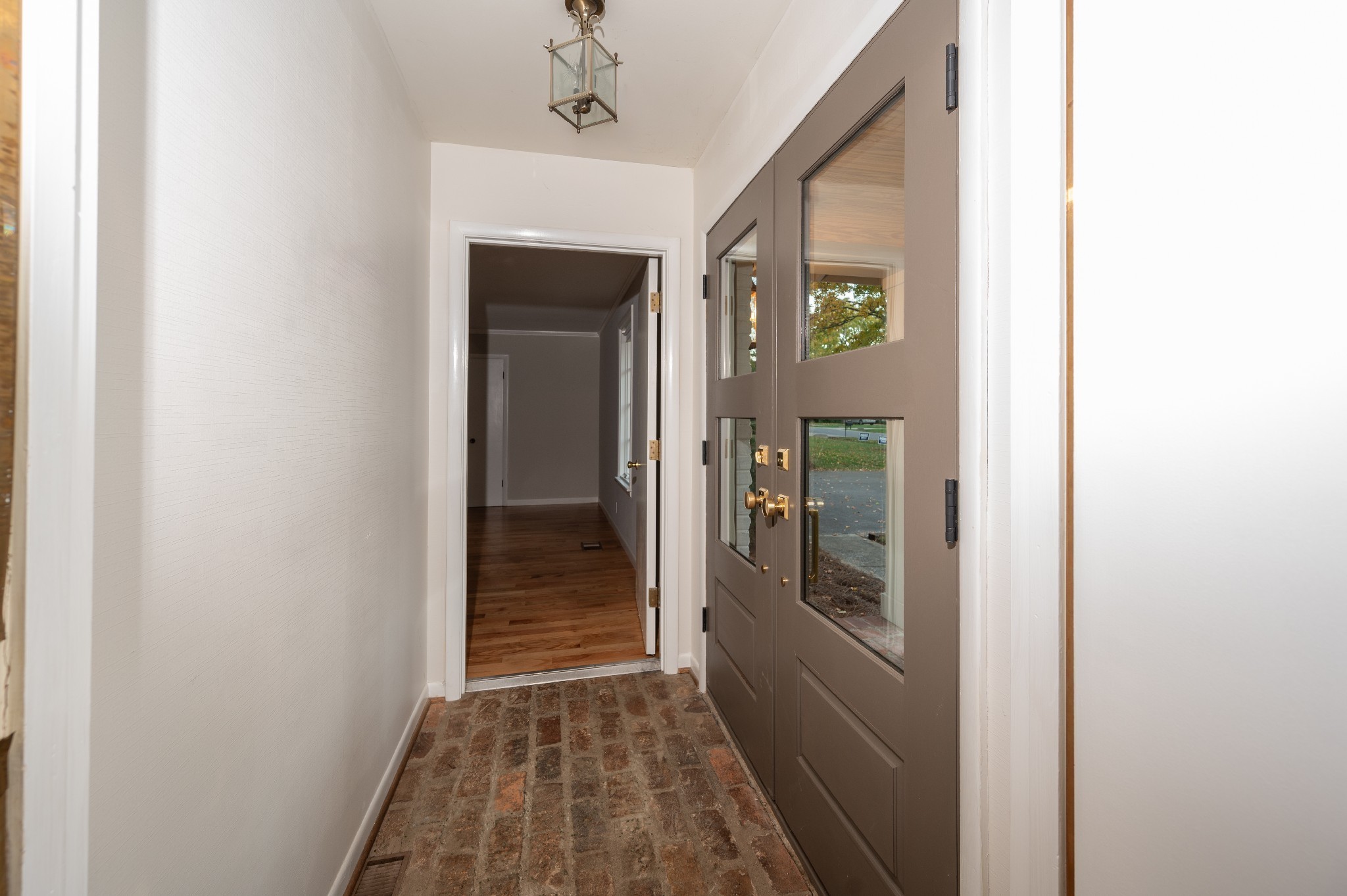 108 Brookfield Ave Unit: B