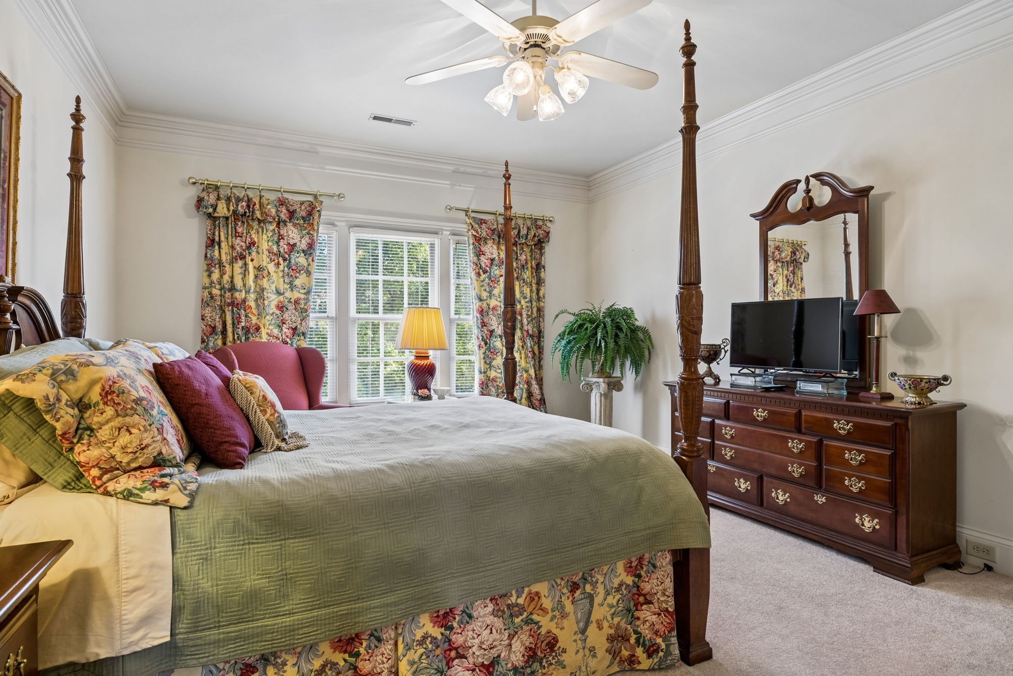 6210 Belle Rive Dr