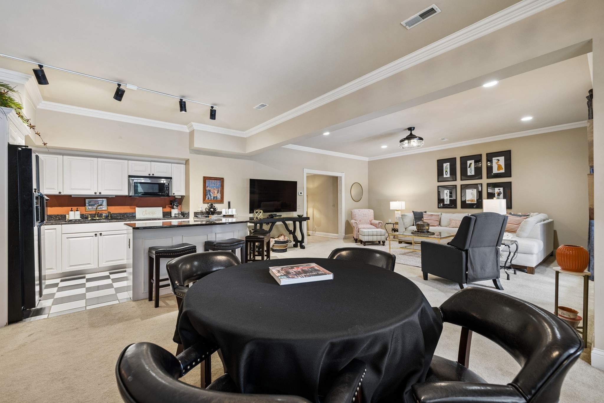 6210 Belle Rive Dr