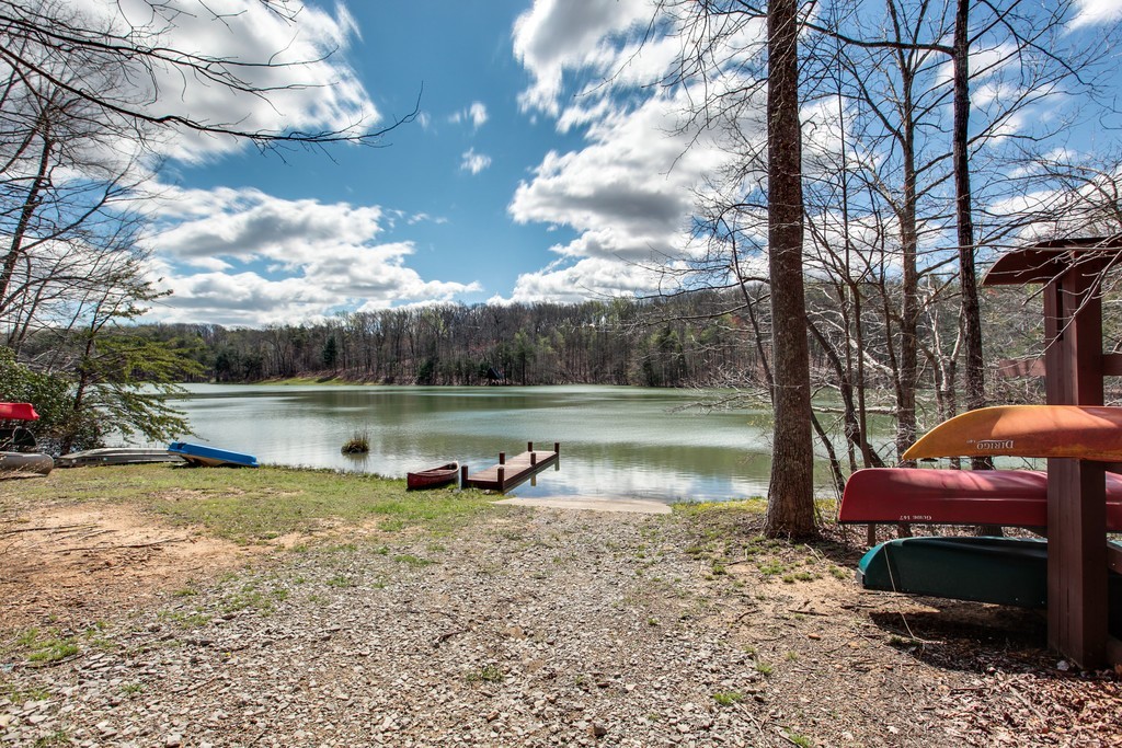 1071 Long Mountain Trail