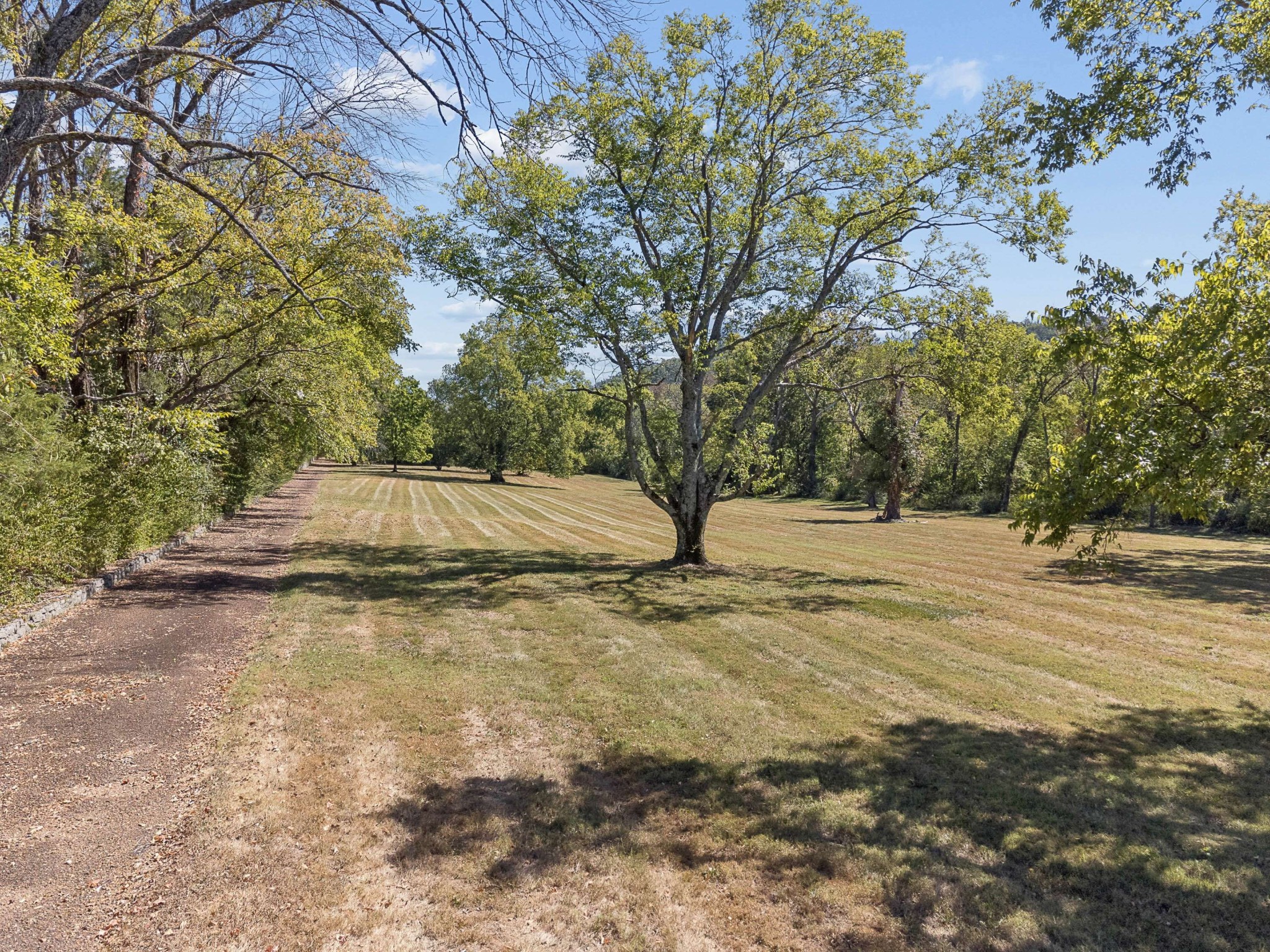 5826 Hillsboro Pike
