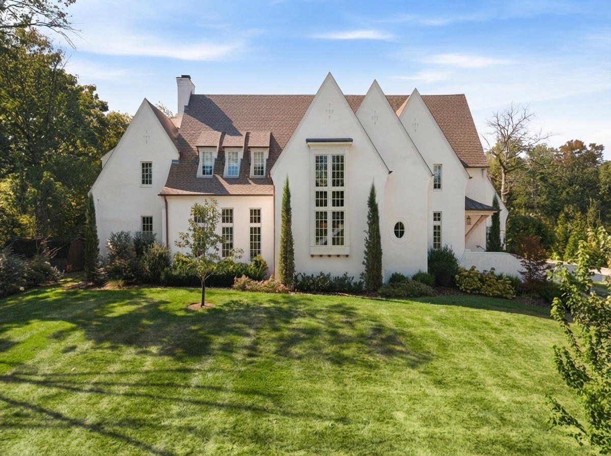 705 Georgetown Dr
