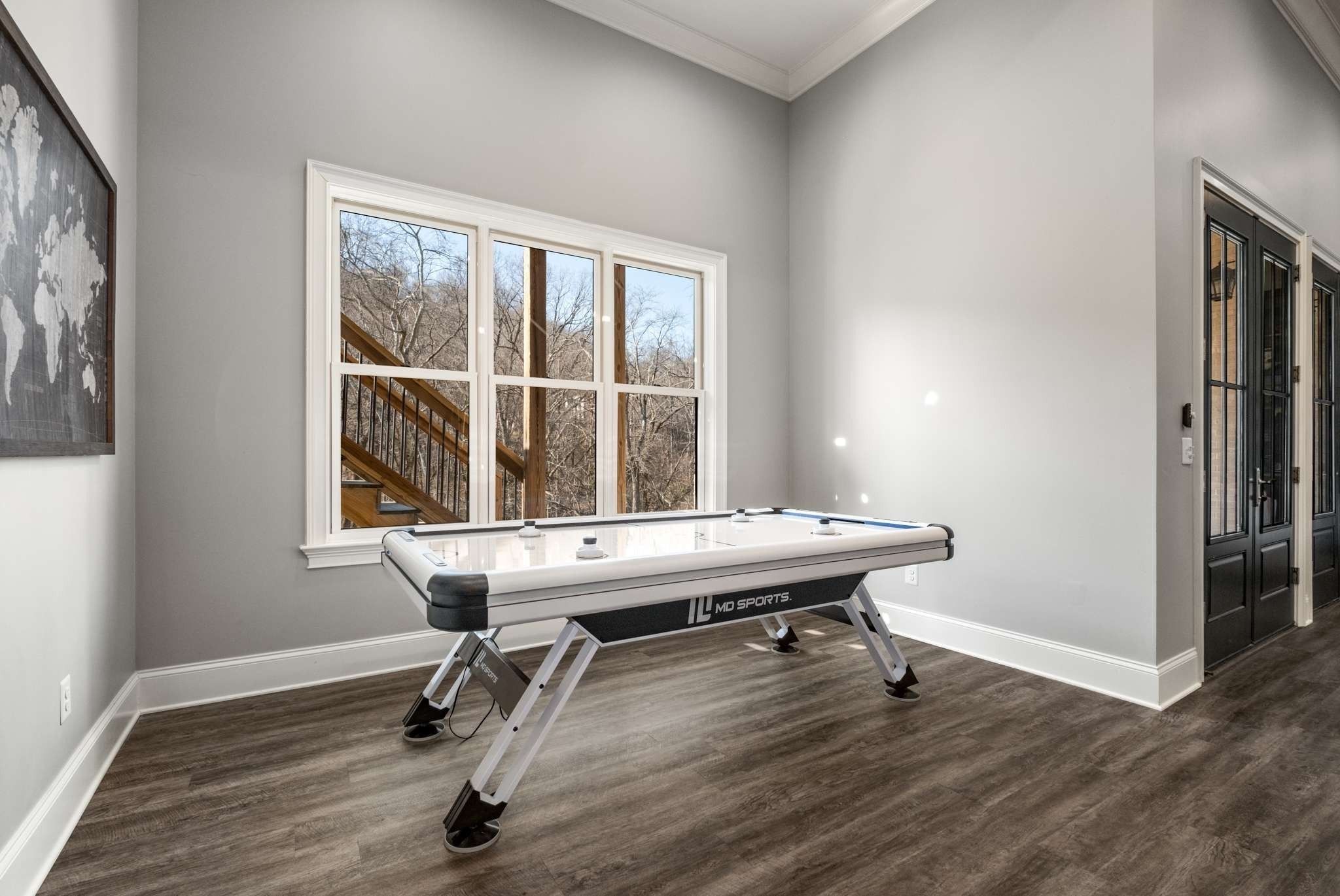 1236 Saxon Dr
