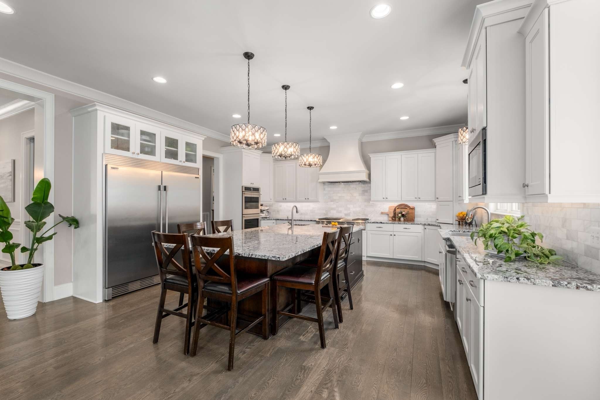 1236 Saxon Dr