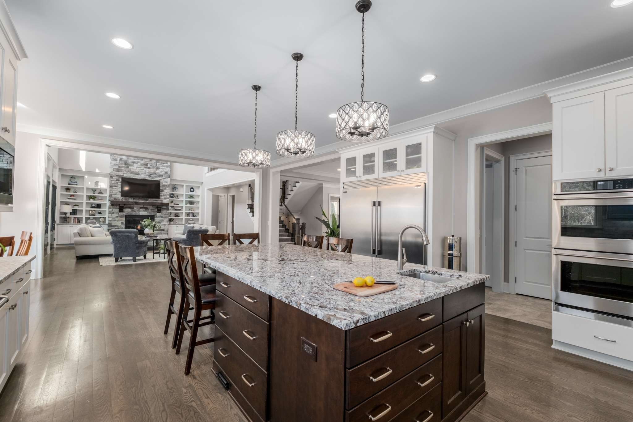 1236 Saxon Dr