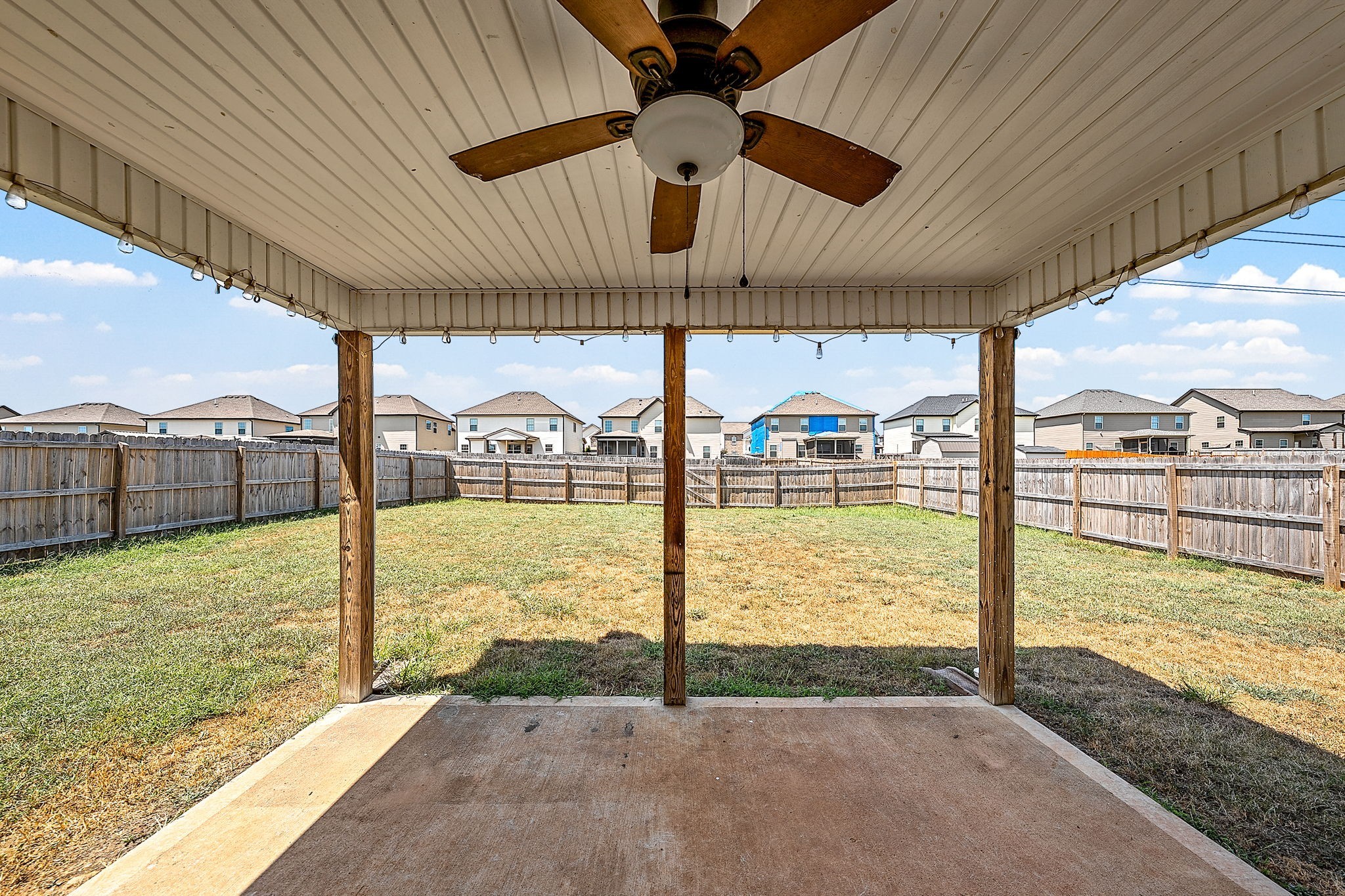 1320 Winterset Dr