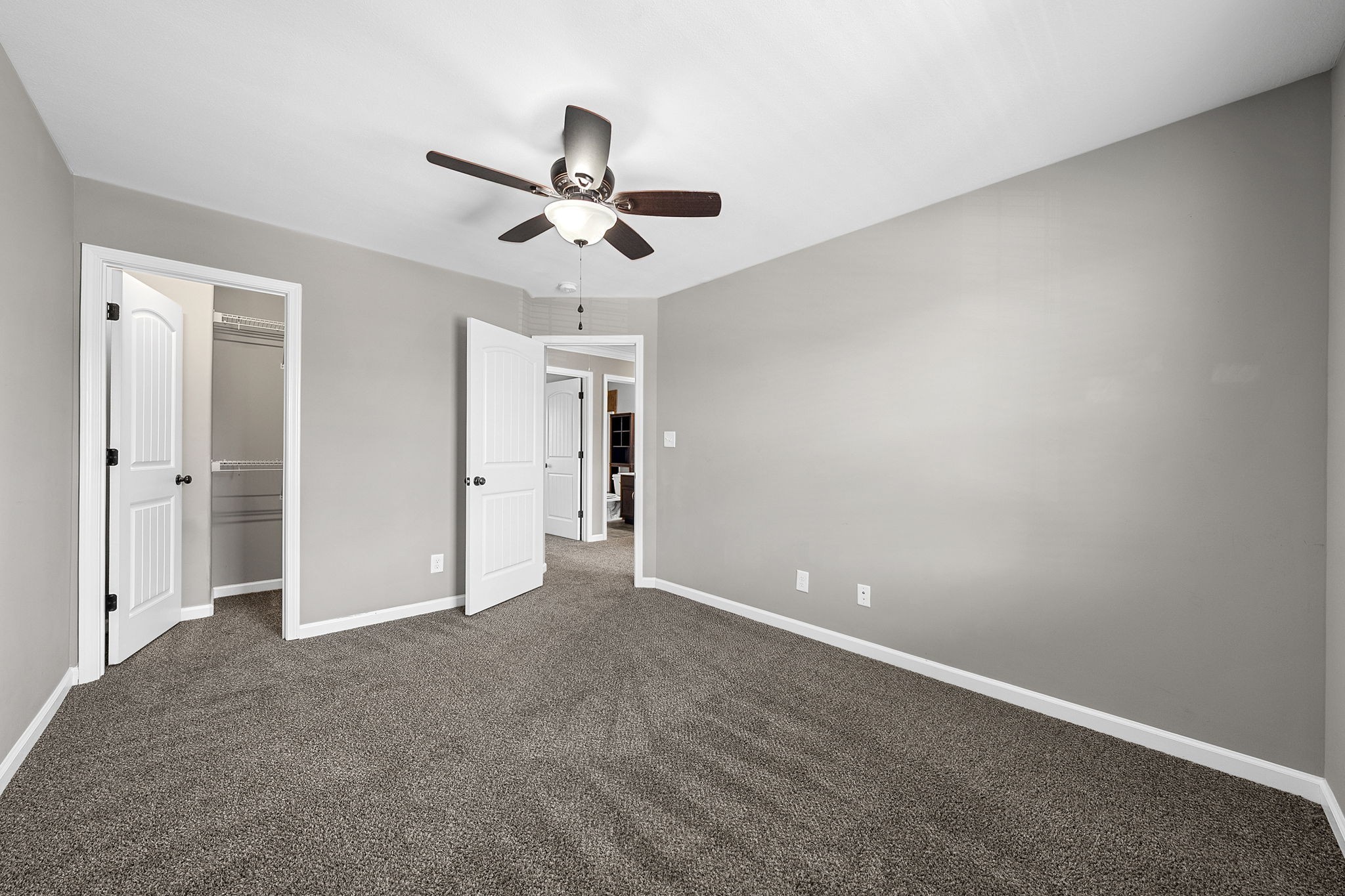 1320 Winterset Dr