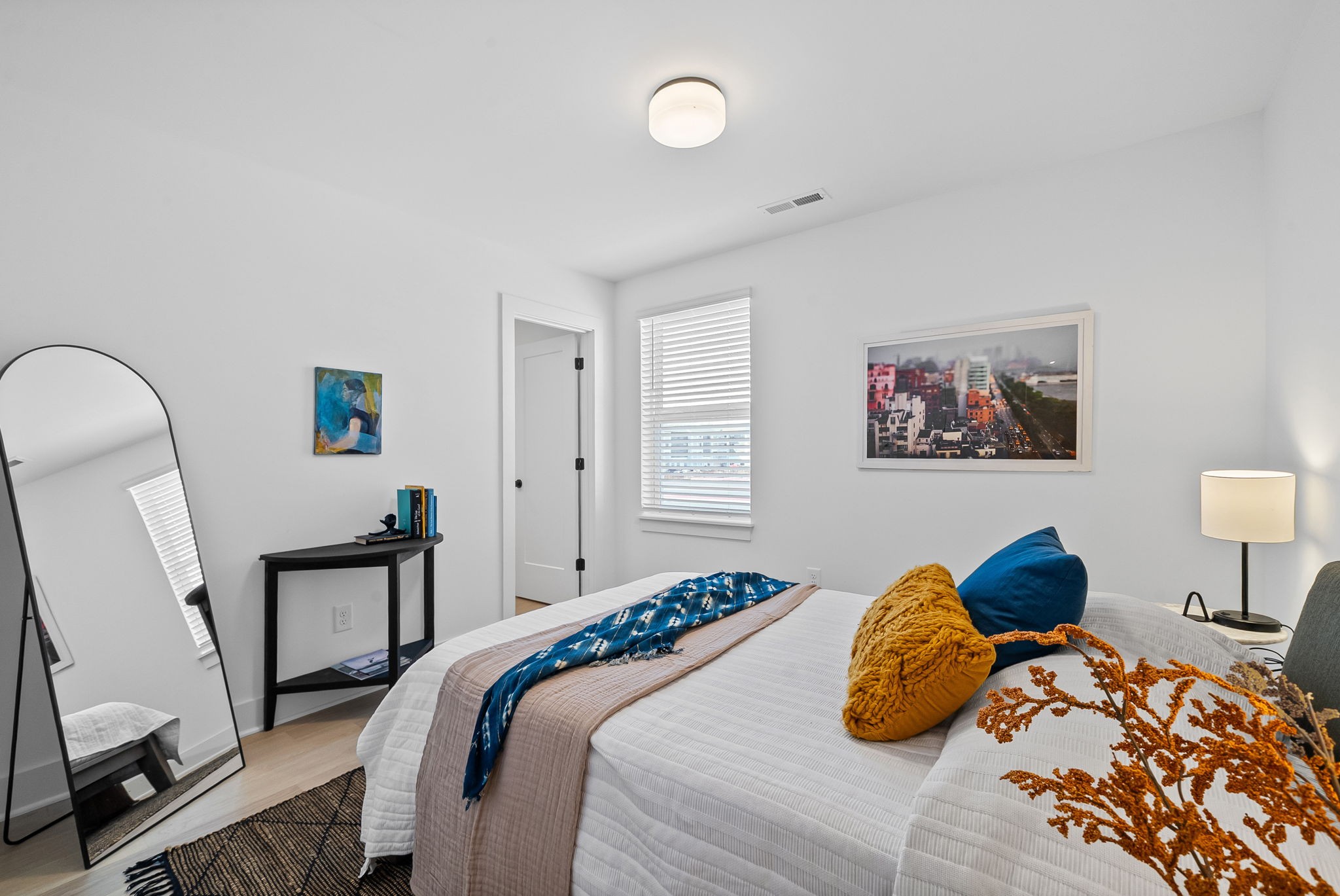 550 Markham St Unit: 33