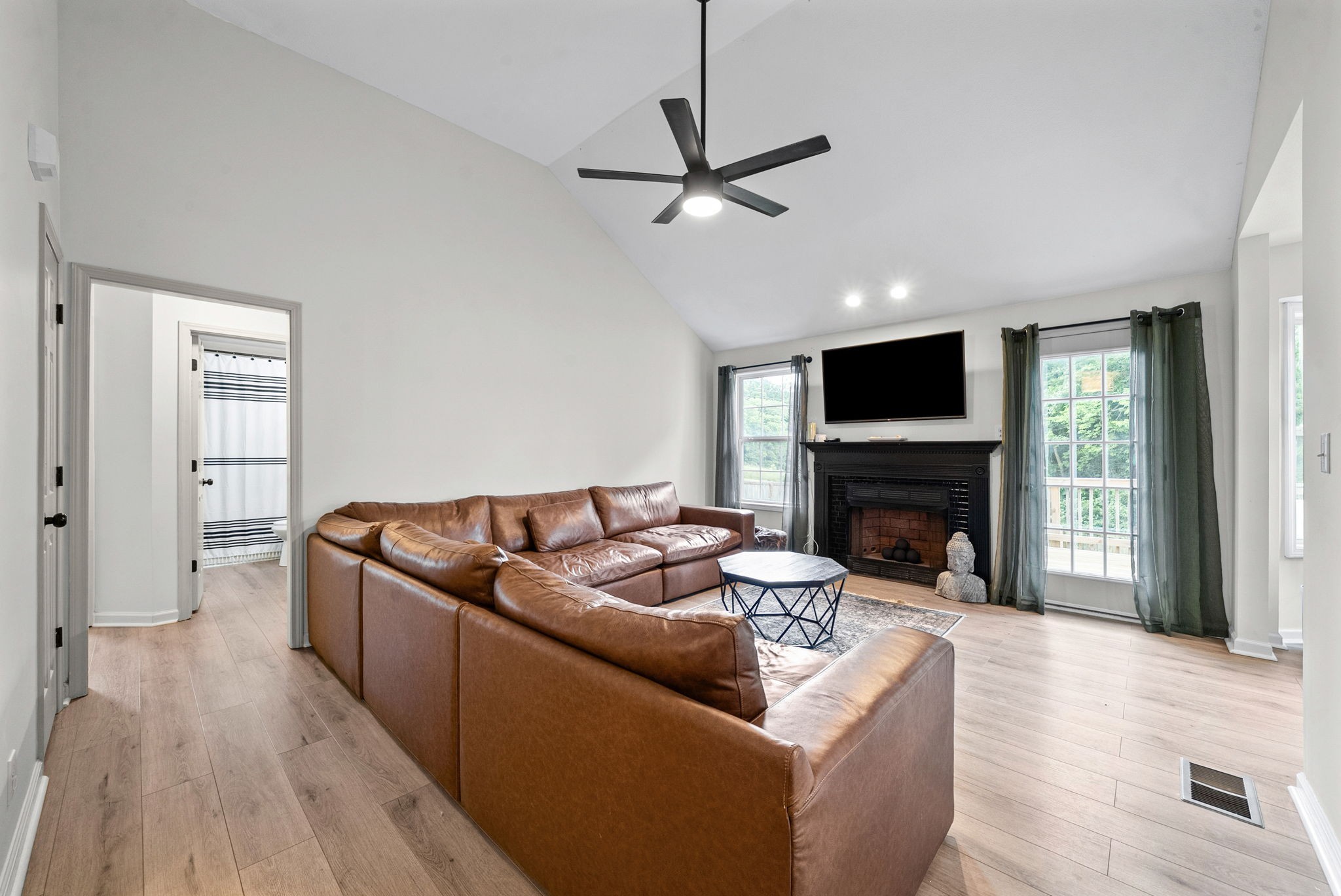227 Harold Dr