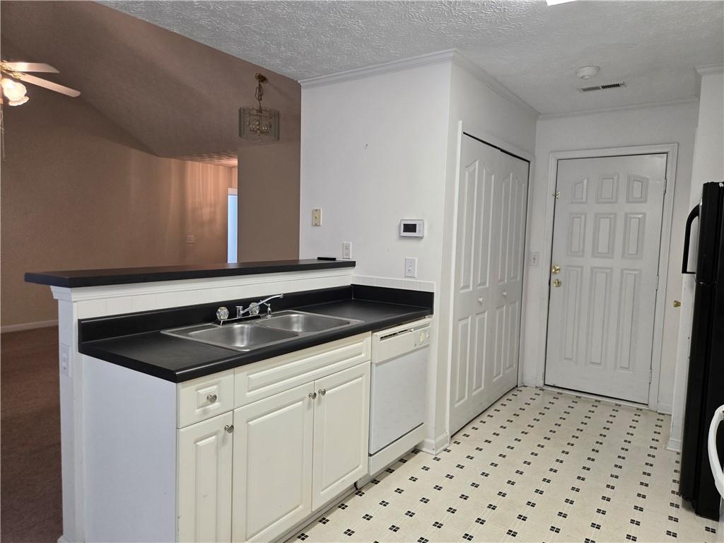 1770 LIVE OAK Lane