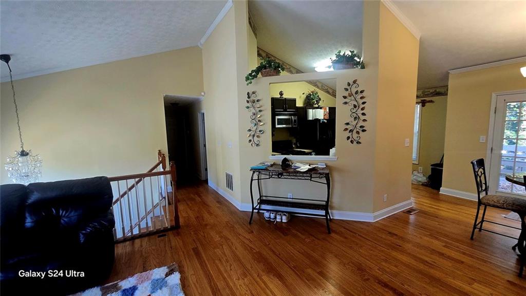 870 Long Branch Circle