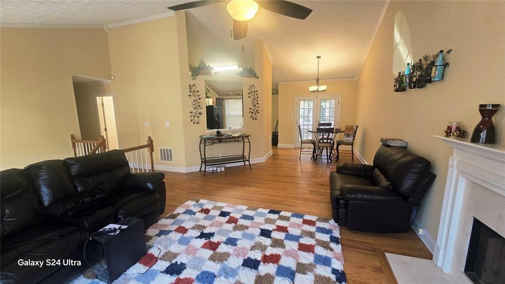 870 Long Branch Circle